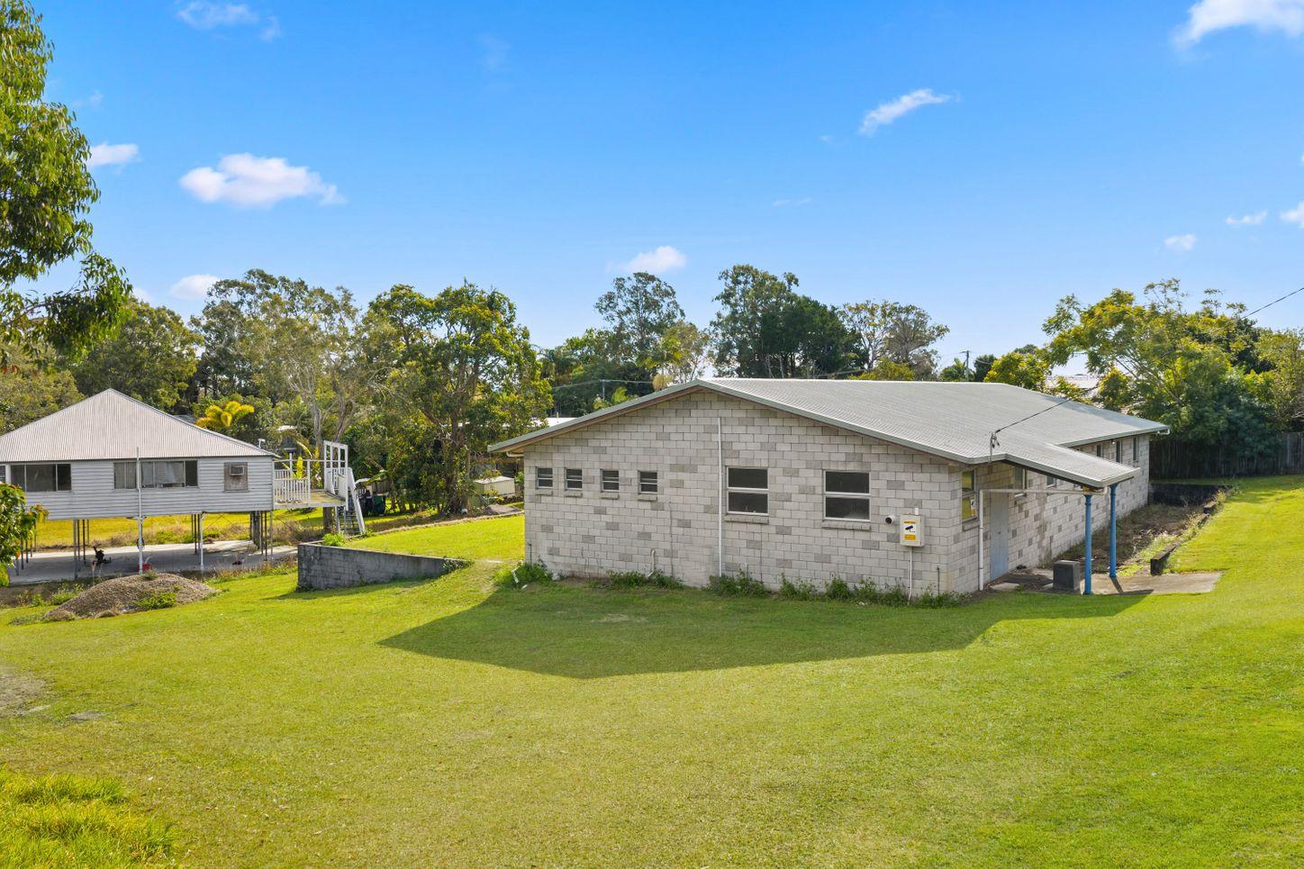 Prop-GPT: House: QLD Tin Can Bay, QLD 4580 Queensland 4580