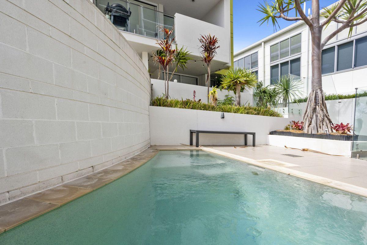 Property for Sale: Mermaid Beach, QLD 4218, QLD, 4218
