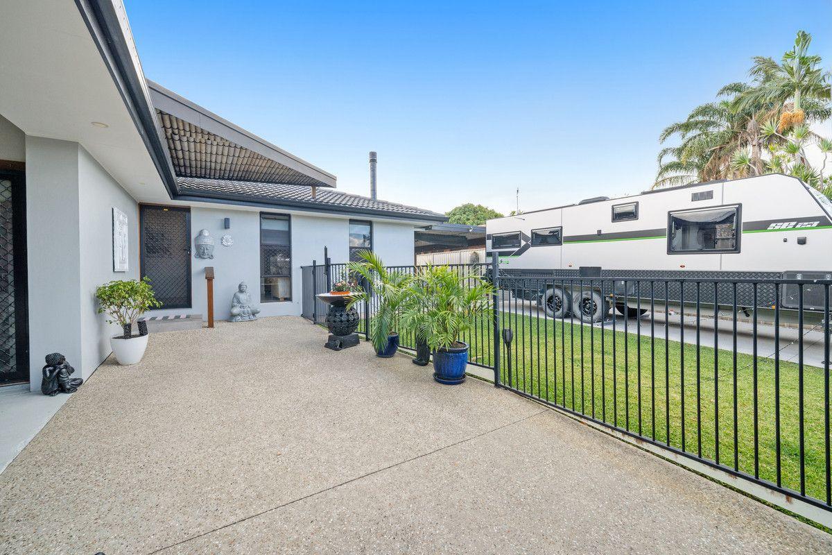 House for Sale: Burleigh Waters, QLD 4220, QLD, 4220