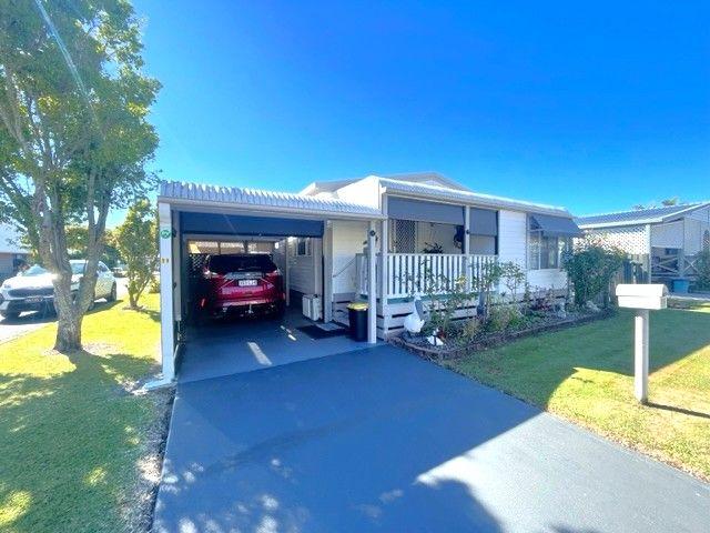 Prop-GPT: House: QLD Urangan, QLD 4655 Queensland 4655