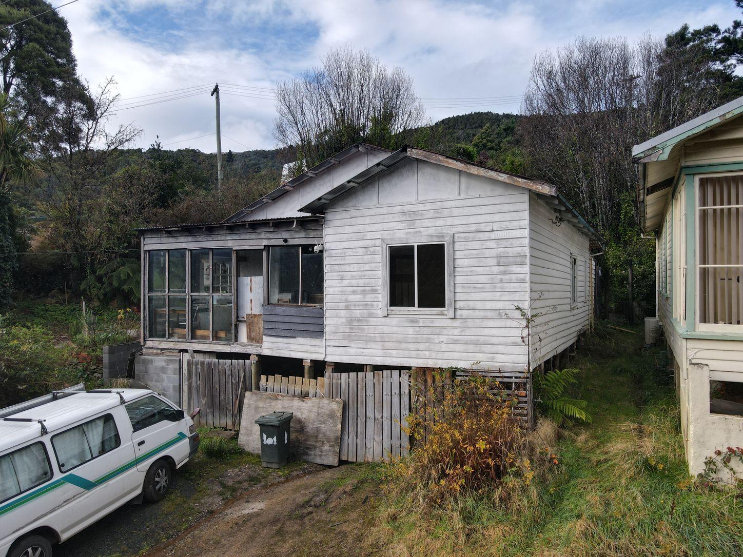 Prop-GPT: House: TAS Queenstown, TAS 7467 Tasmania 7467