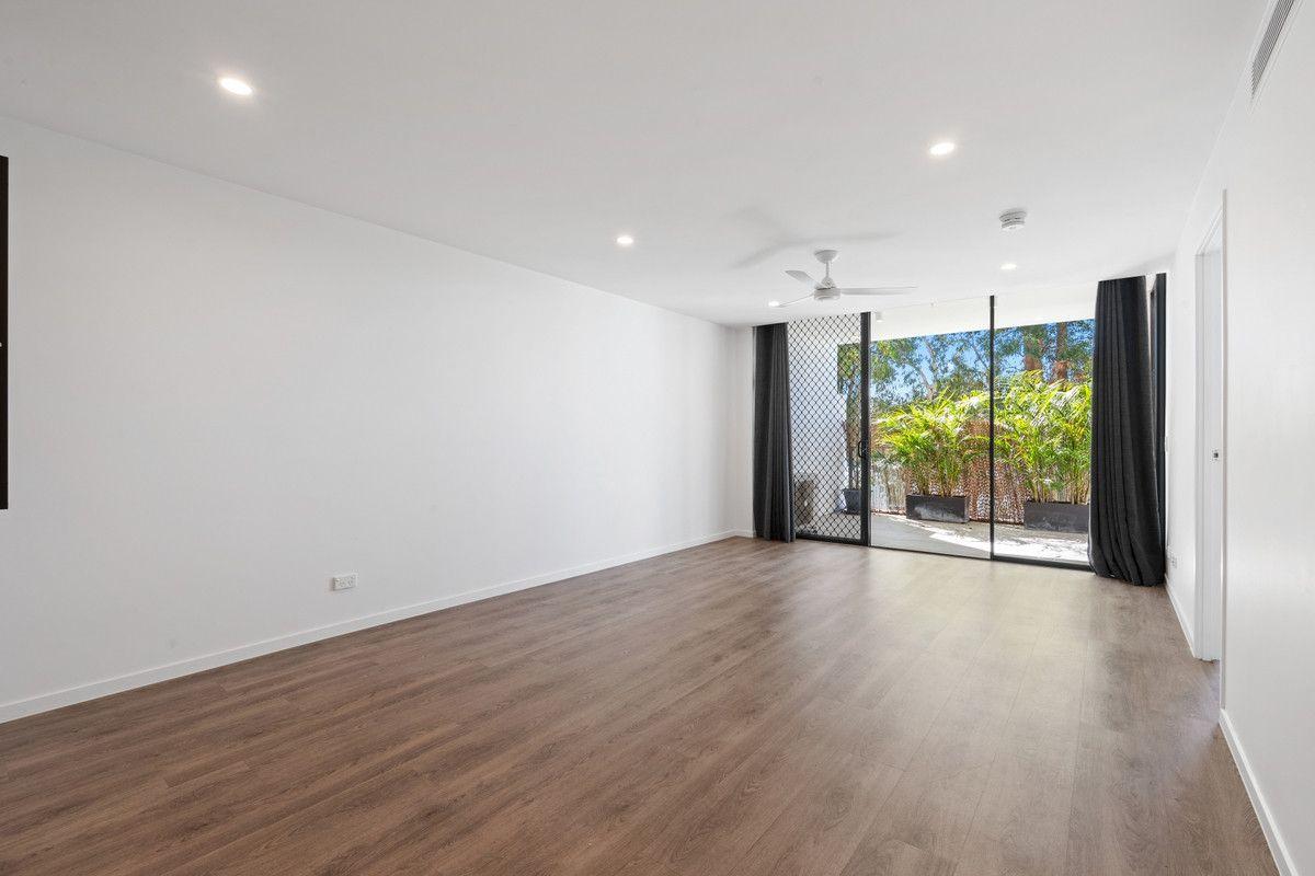 Property for Sale: Benowa, QLD 4217, QLD, 4217