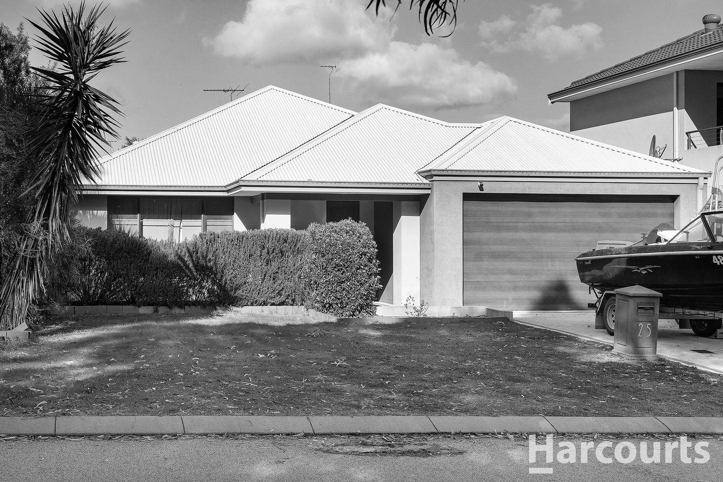 Prop-GPT: House: WA Meadow Springs, WA 6210 Western Australia 6210