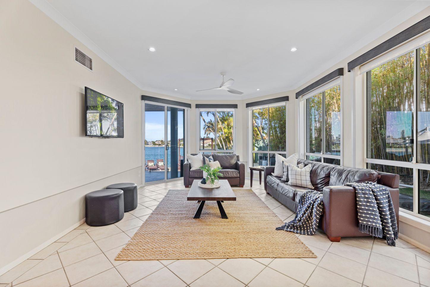 House for Sale: Broadbeach Waters, QLD 4218, QLD, 4218
