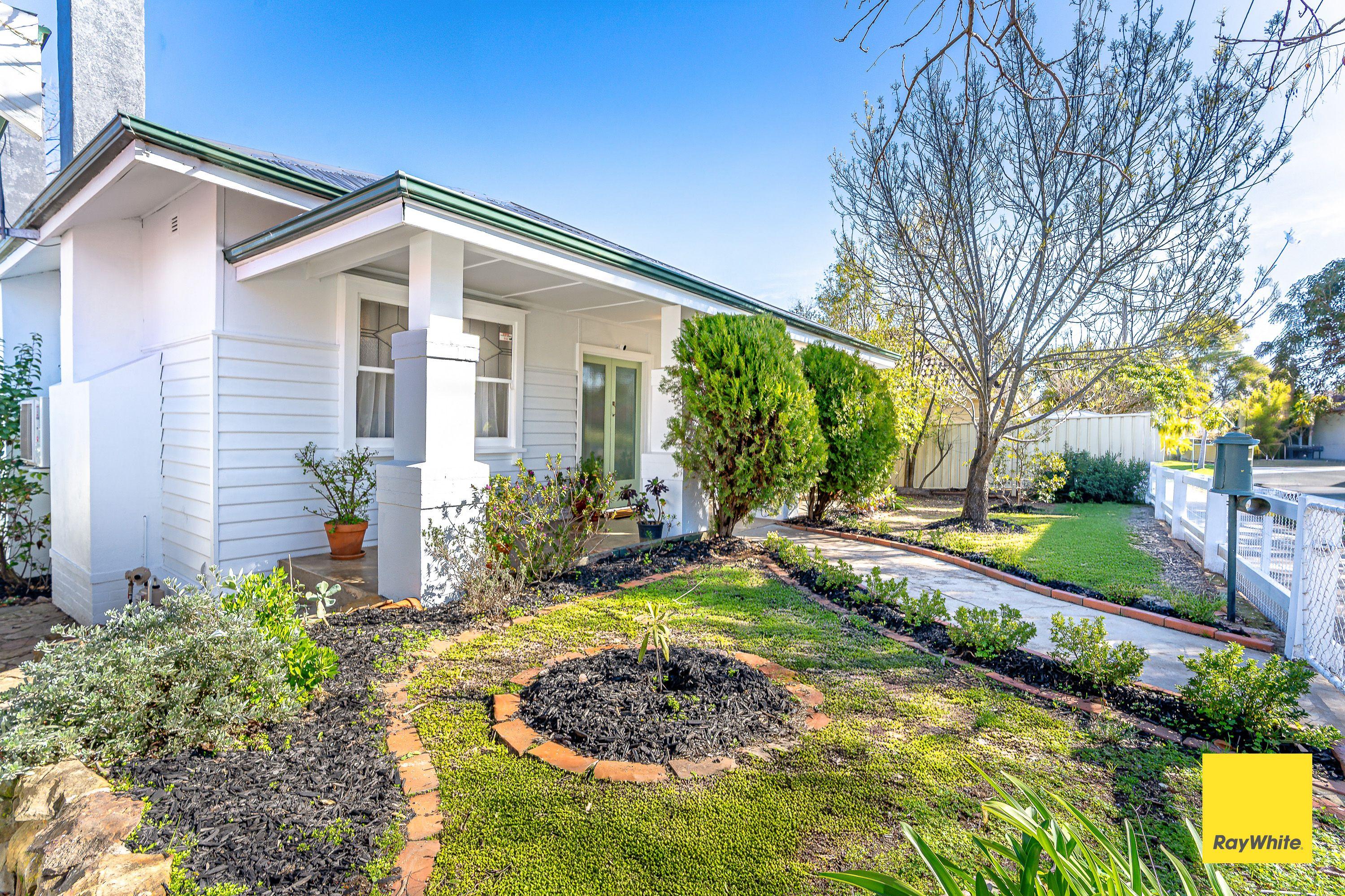 House for Sale: Golden Square, VIC 3555, VIC, 3555
