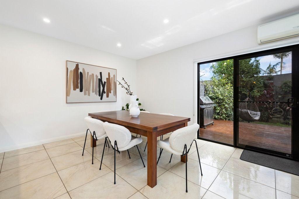 Townhouse for Sale: Cheltenham, VIC 3192, VIC, 3192