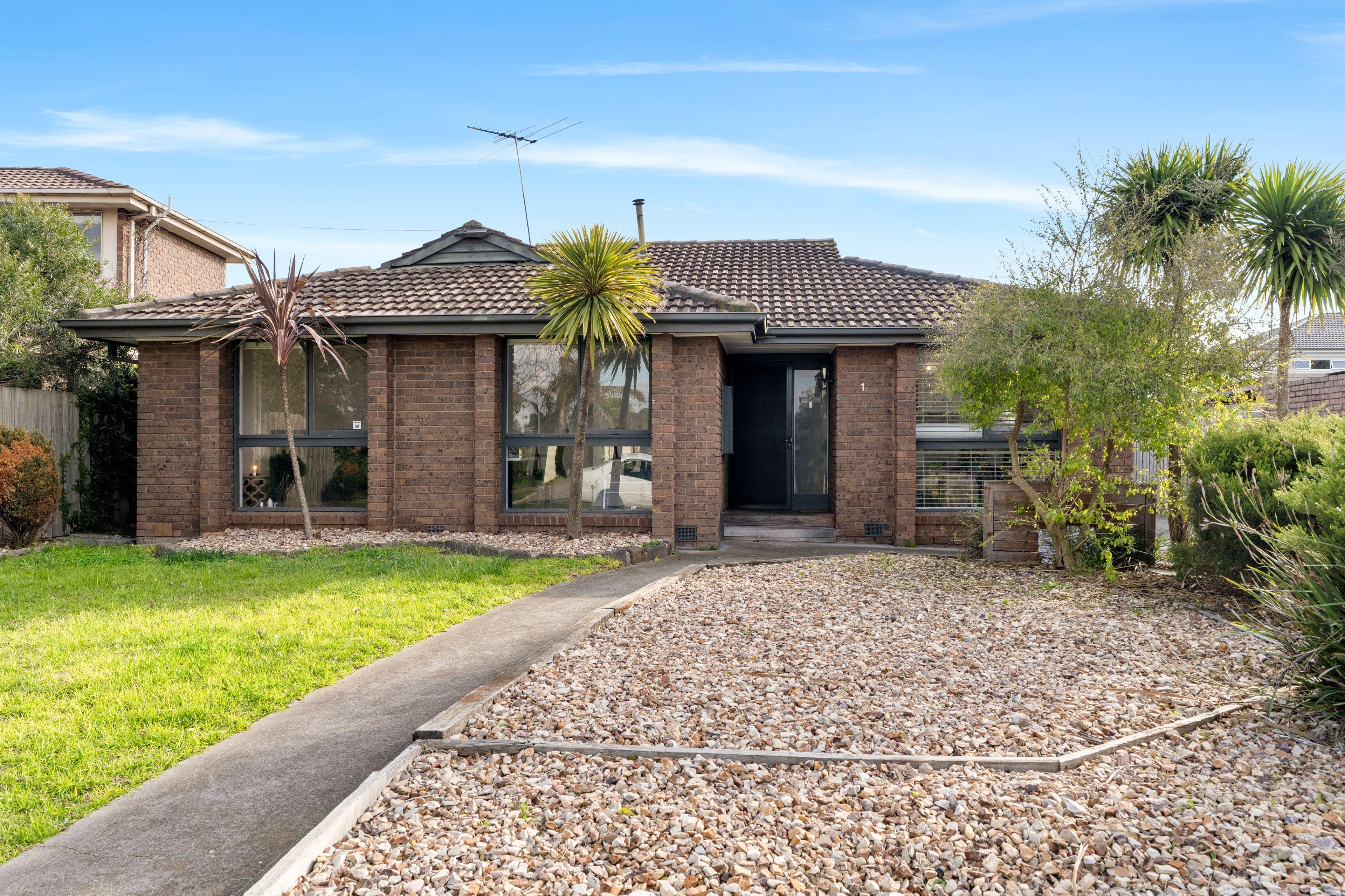 Prop-GPT: House: VIC Craigieburn, VIC 3064 Home For Sale