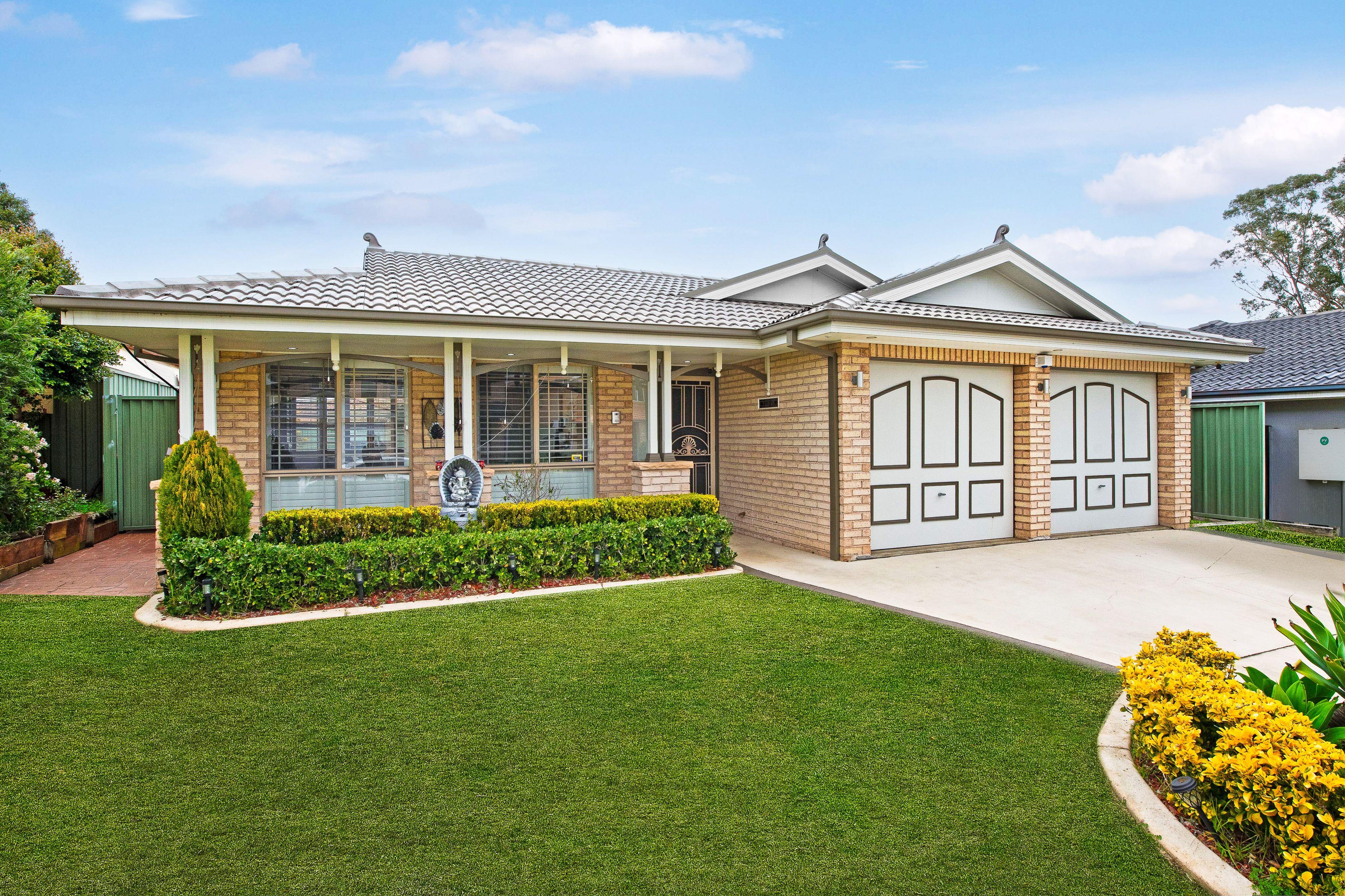 Prop-GPT: House: NSW Glenwood, NSW 2768 Home For Sale