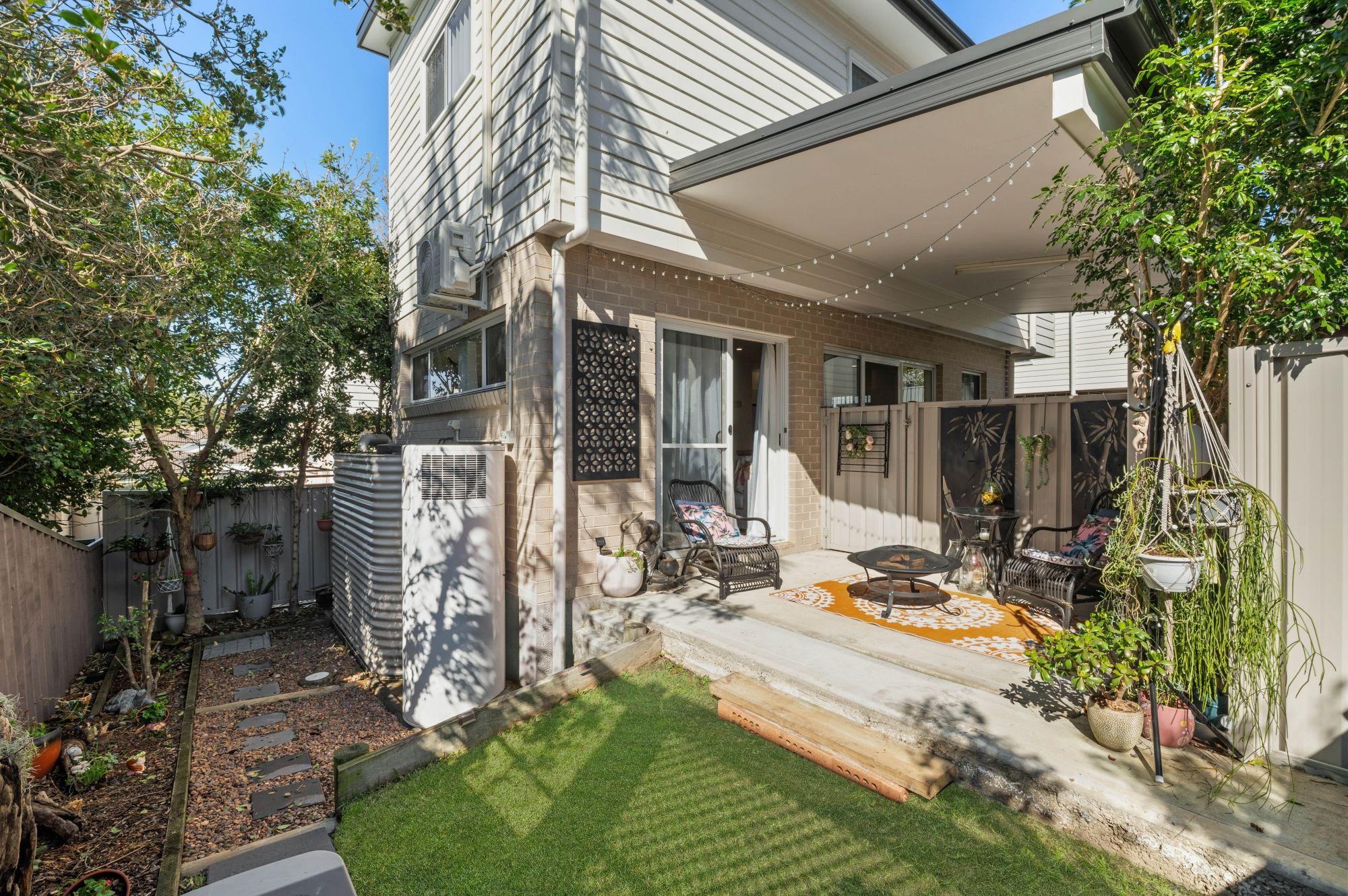 Townhouse for Sale: Mount Hutton, NSW 2290, NSW, 2290