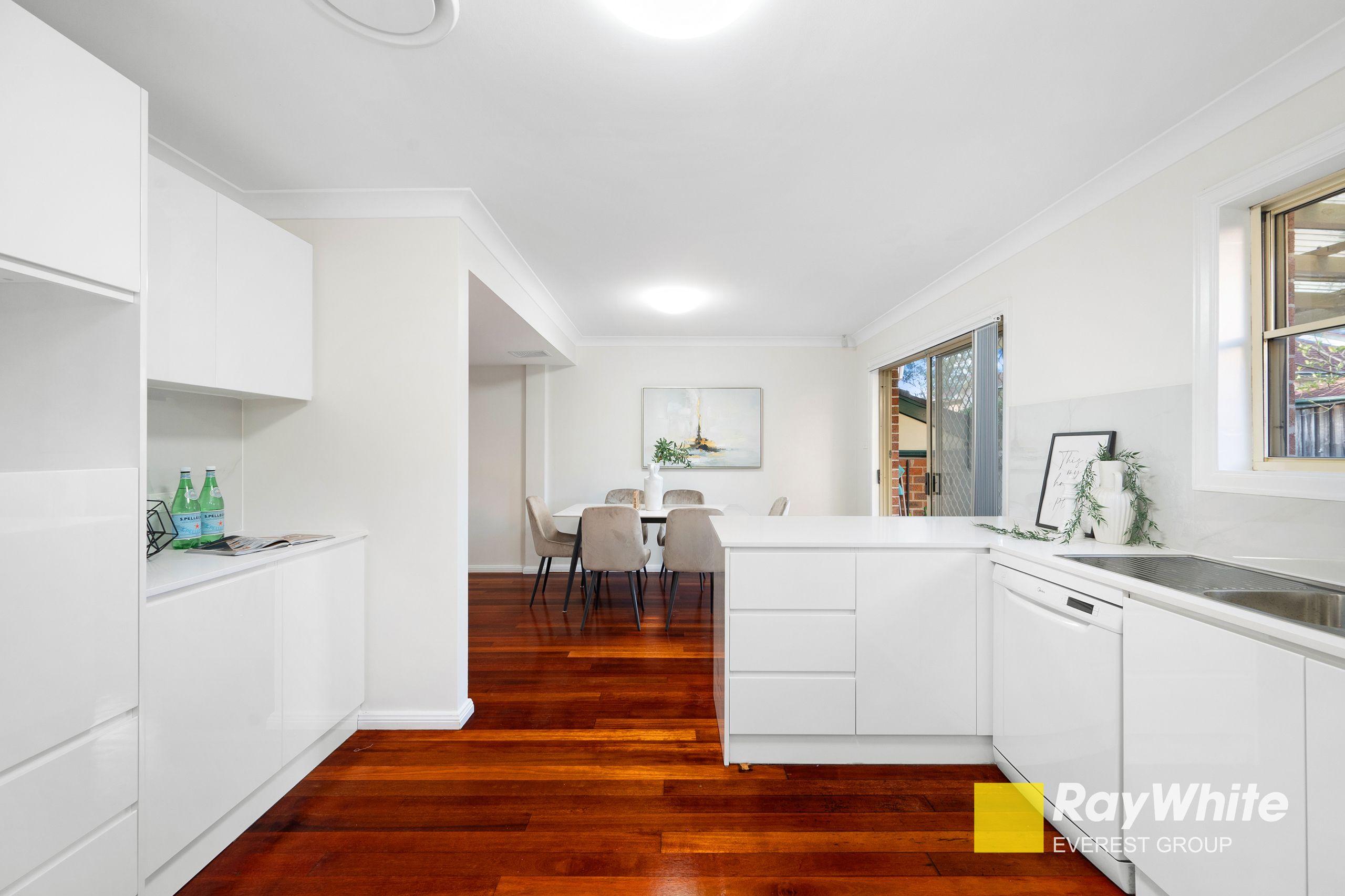 Townhouse for Sale: Carlingford, NSW 2118, NSW, 2118
