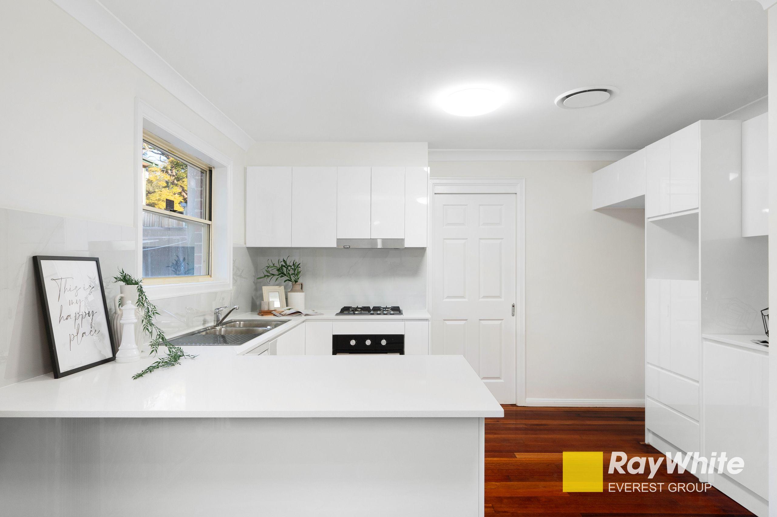 Townhouse for Sale: Carlingford, NSW 2118, NSW, 2118