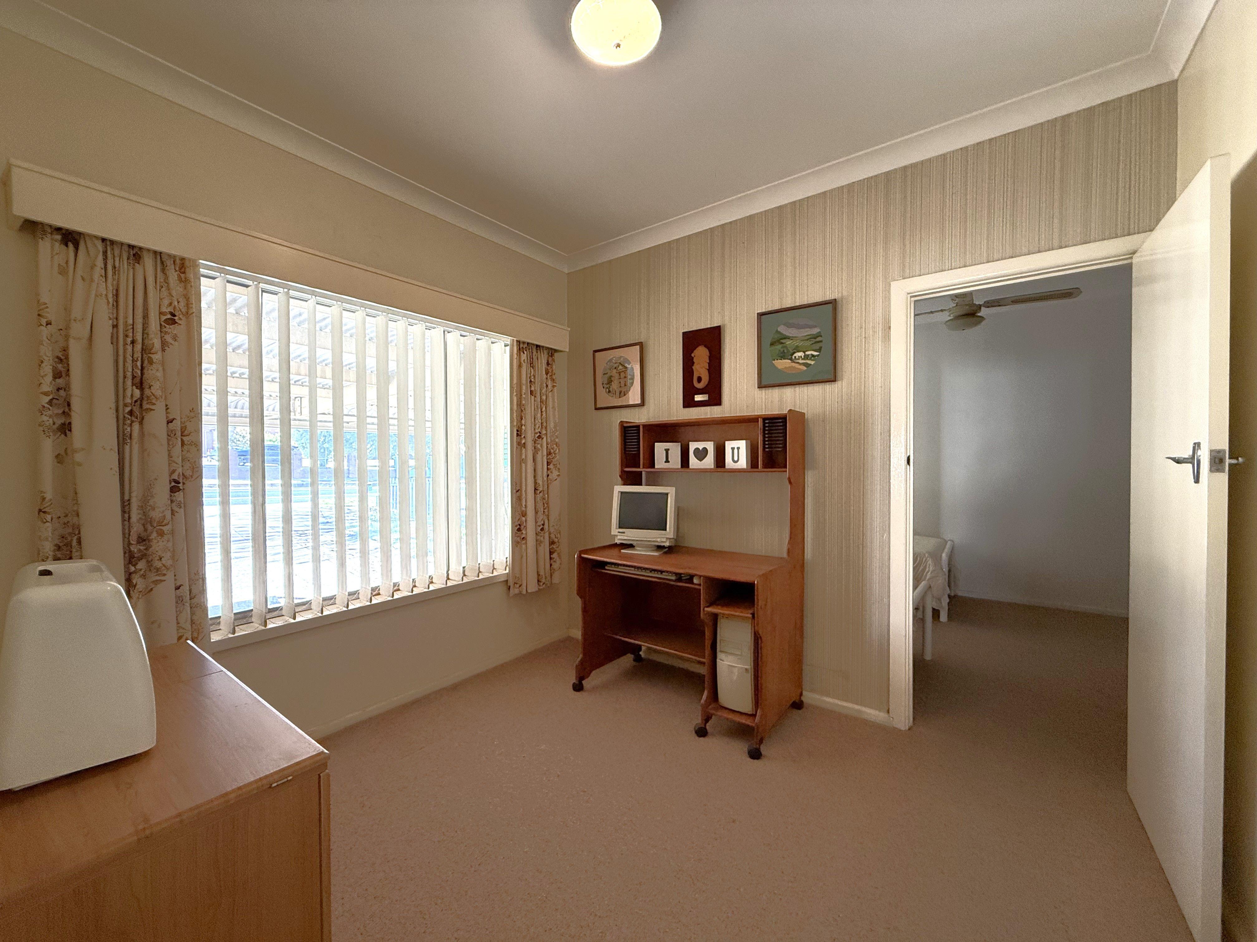 House for Sale: Young, NSW 2594, NSW, 2594