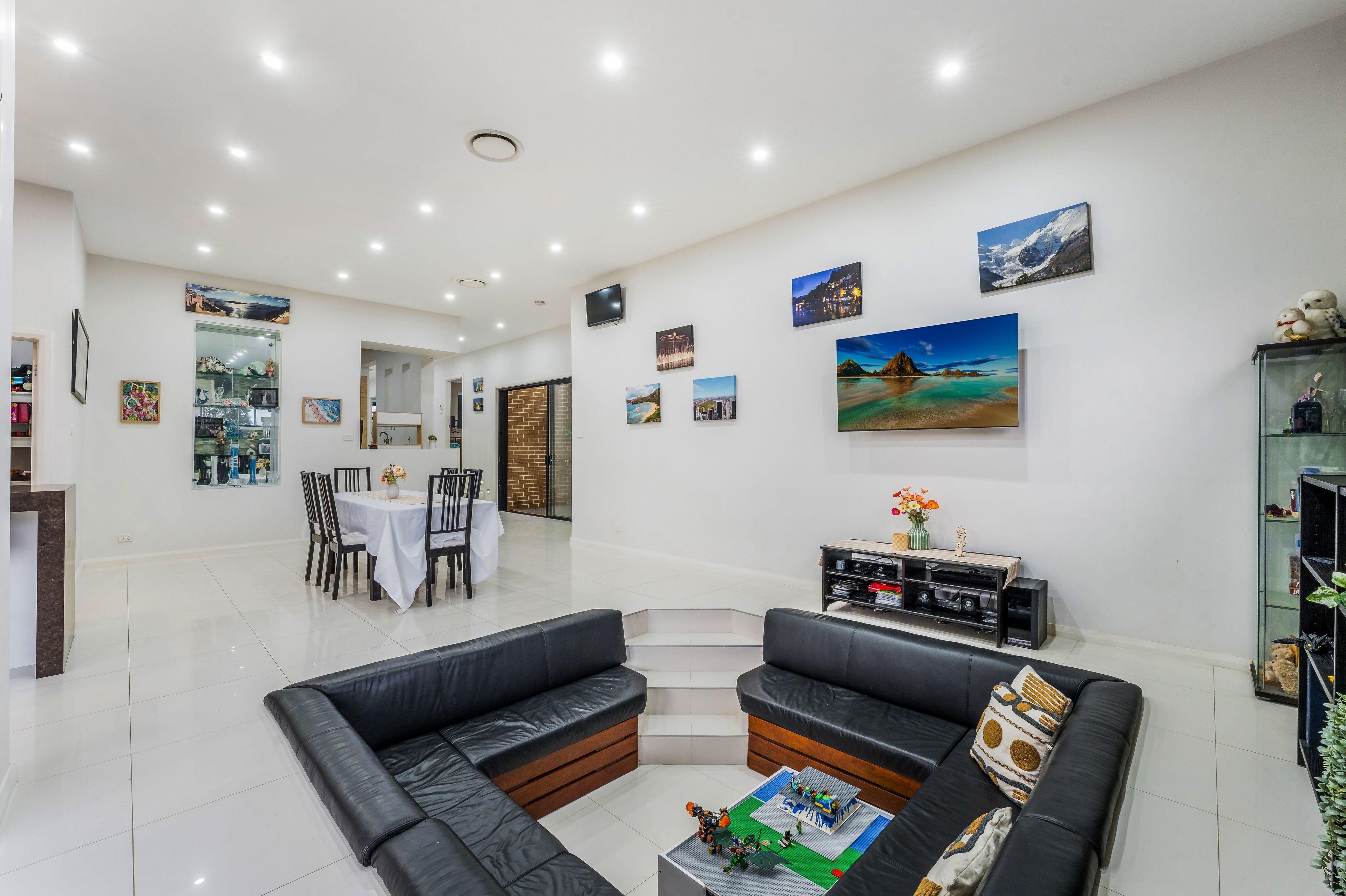 House for Sale: Carnes Hill, NSW 2171, NSW, 2171