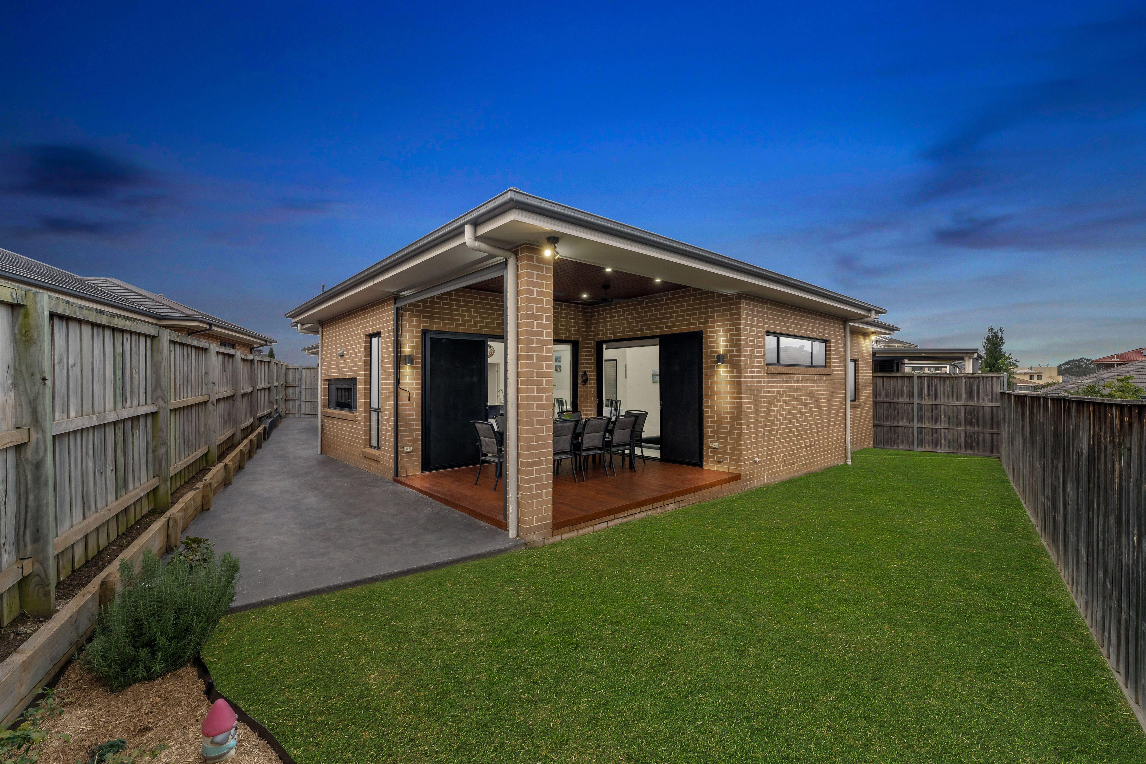 House for Sale: Carnes Hill, NSW 2171, NSW, 2171