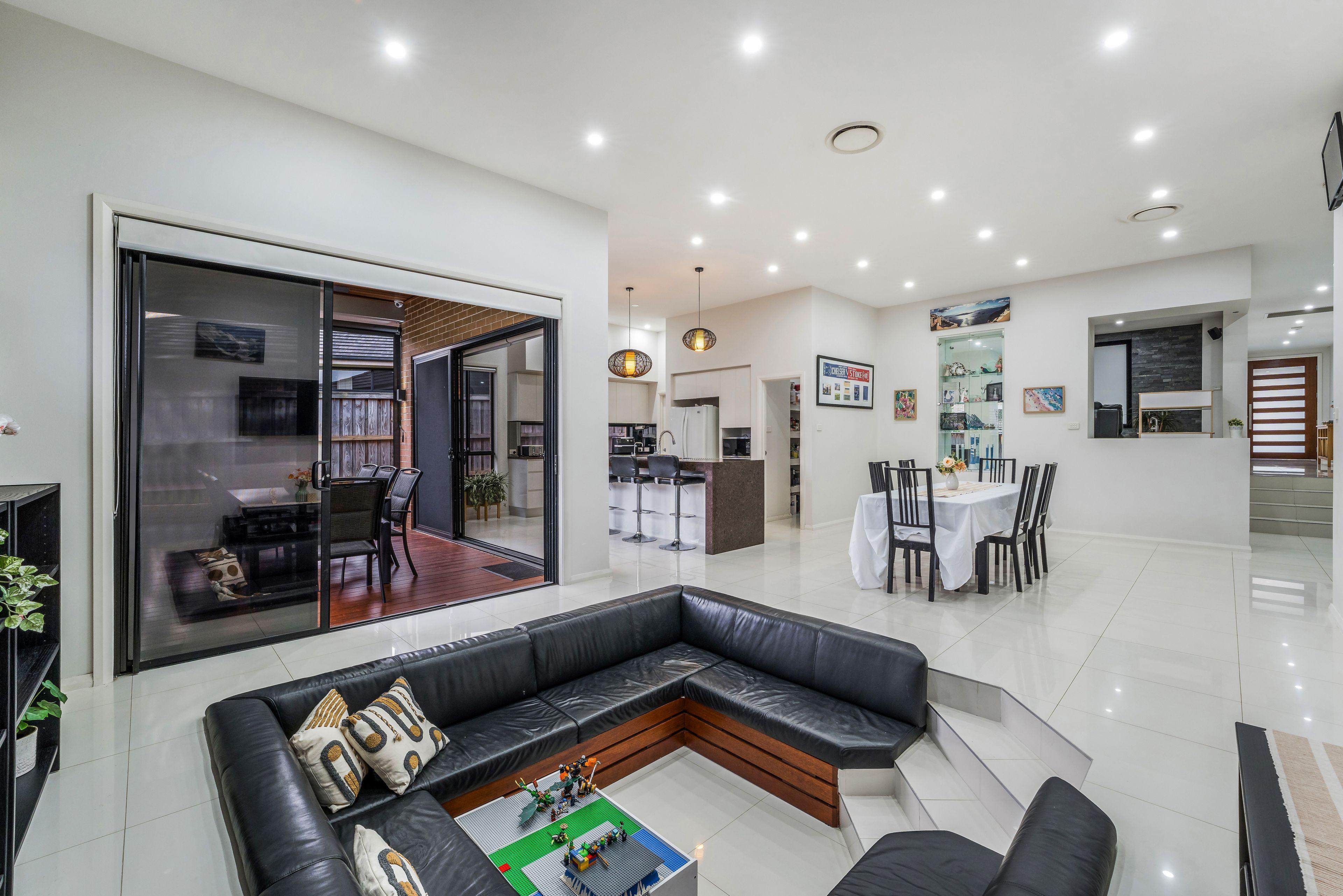 House for Sale: Carnes Hill, NSW 2171, NSW, 2171
