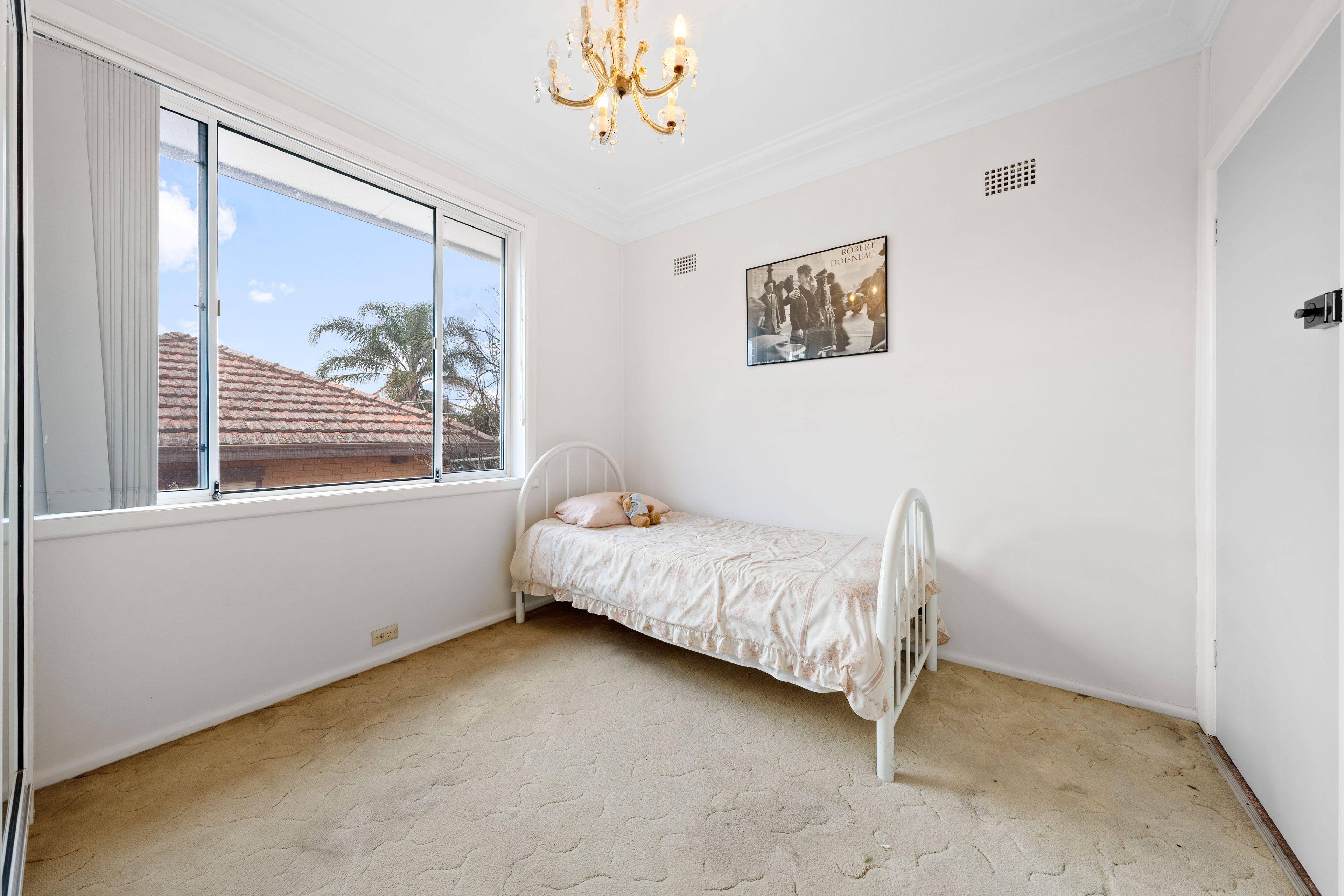 House for Sale: Smithfield, NSW 2164, NSW, 2164