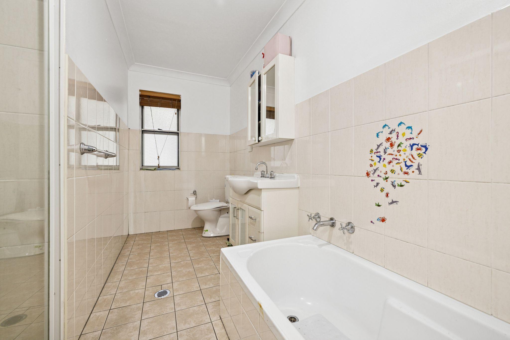 Townhouse for Sale: Greenacre, NSW 2190, NSW, 2190