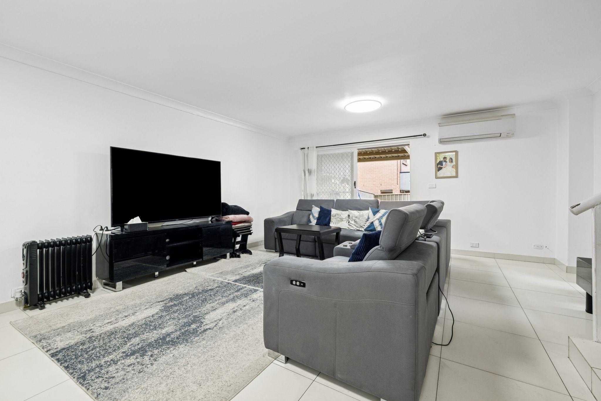 Townhouse for Sale: Greenacre, NSW 2190, NSW, 2190