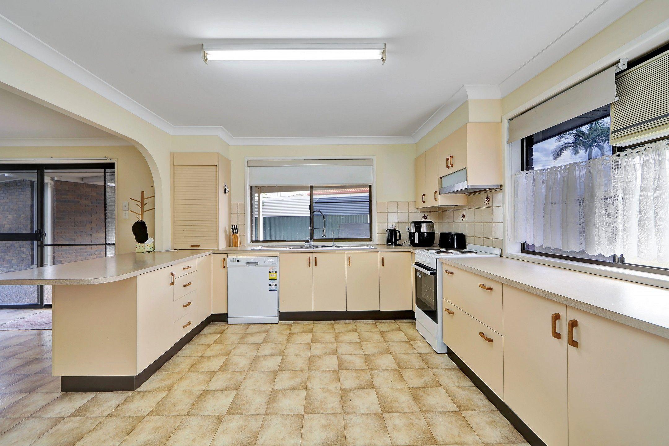 House for Sale: Avoca, QLD 4670, QLD, 4670