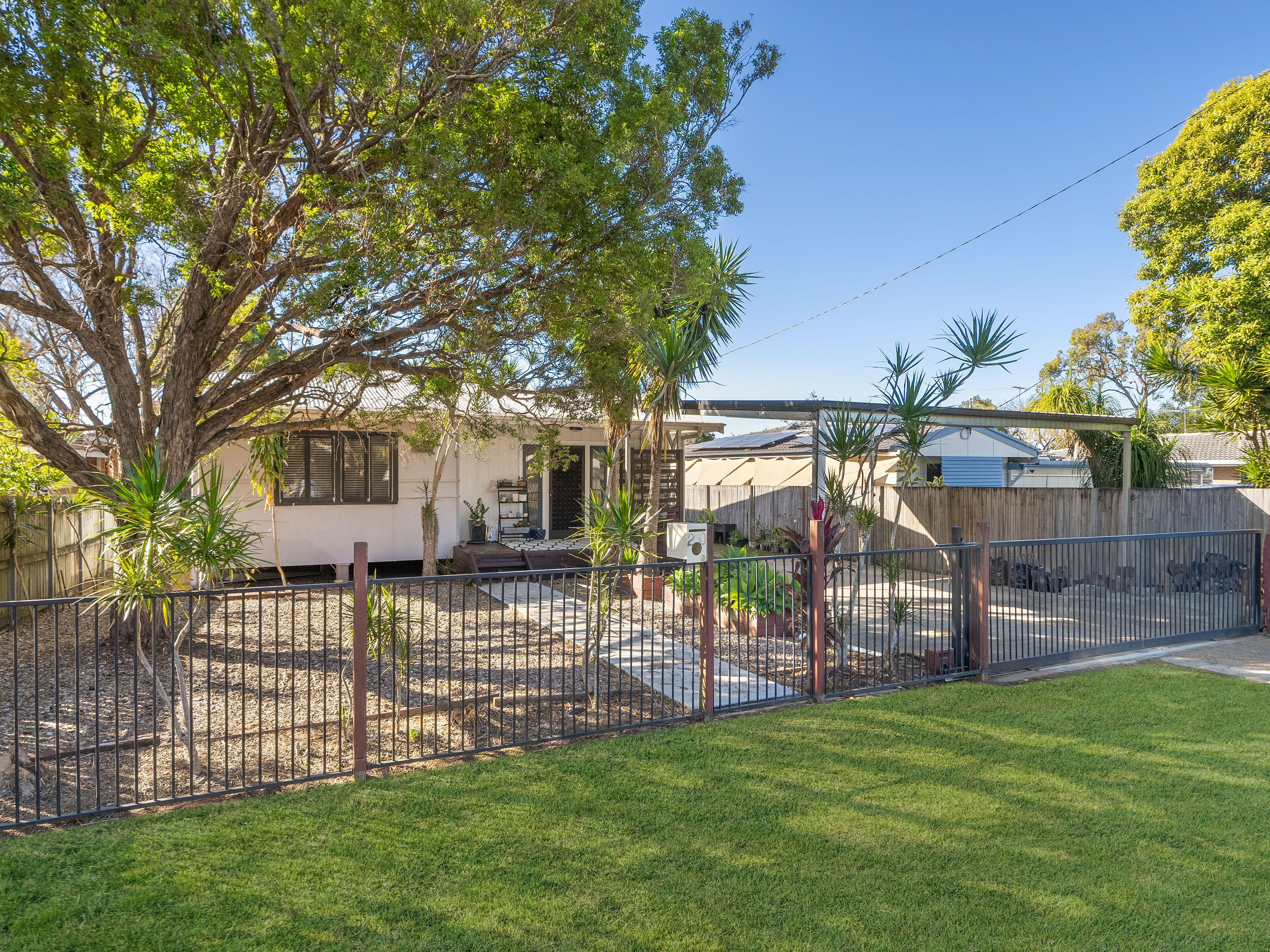 Prop-GPT: House: QLD Kallangur, QLD 4503 Home For Sale