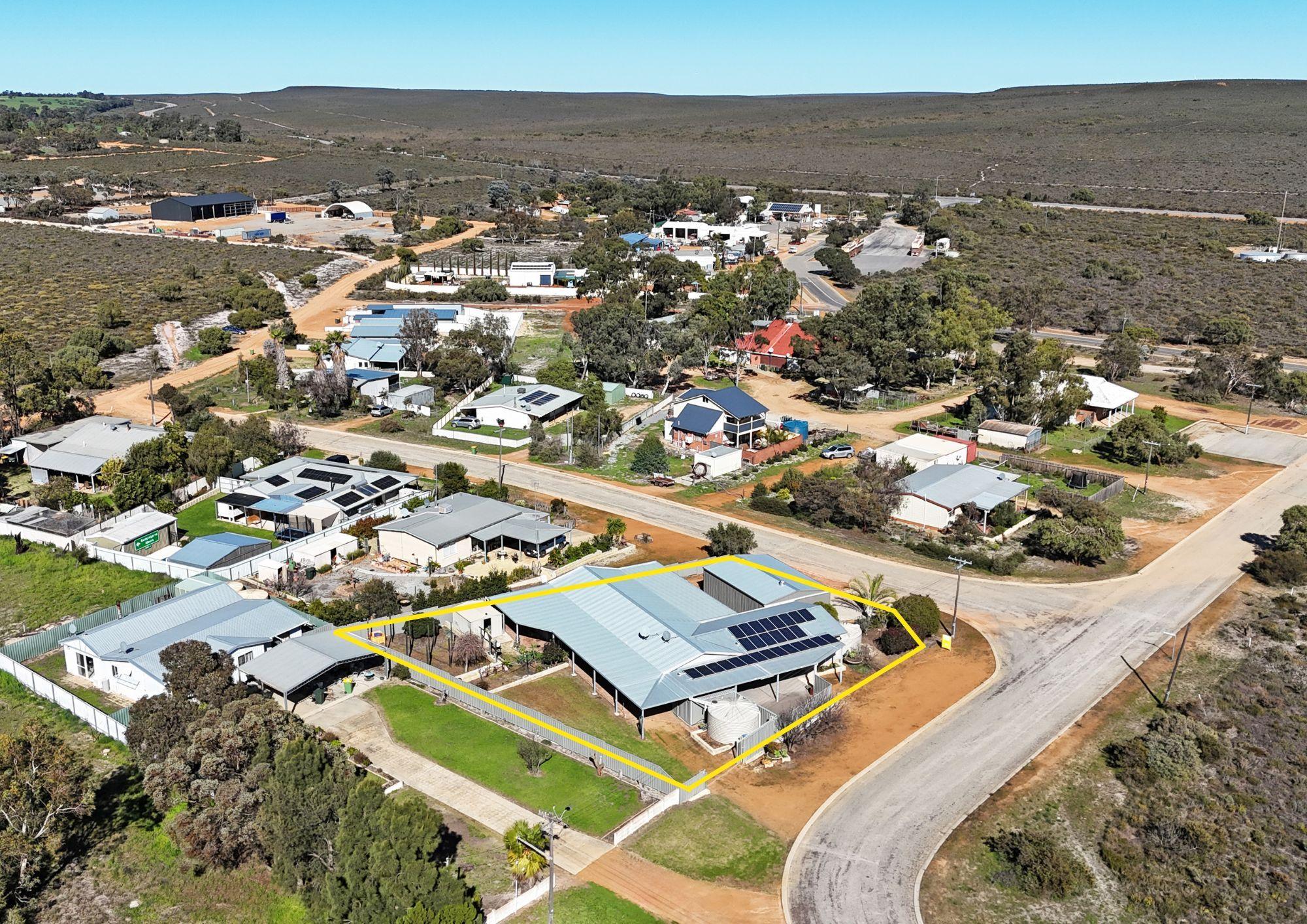 House for Sale: Badgingarra, WA 6521, WA, 6521