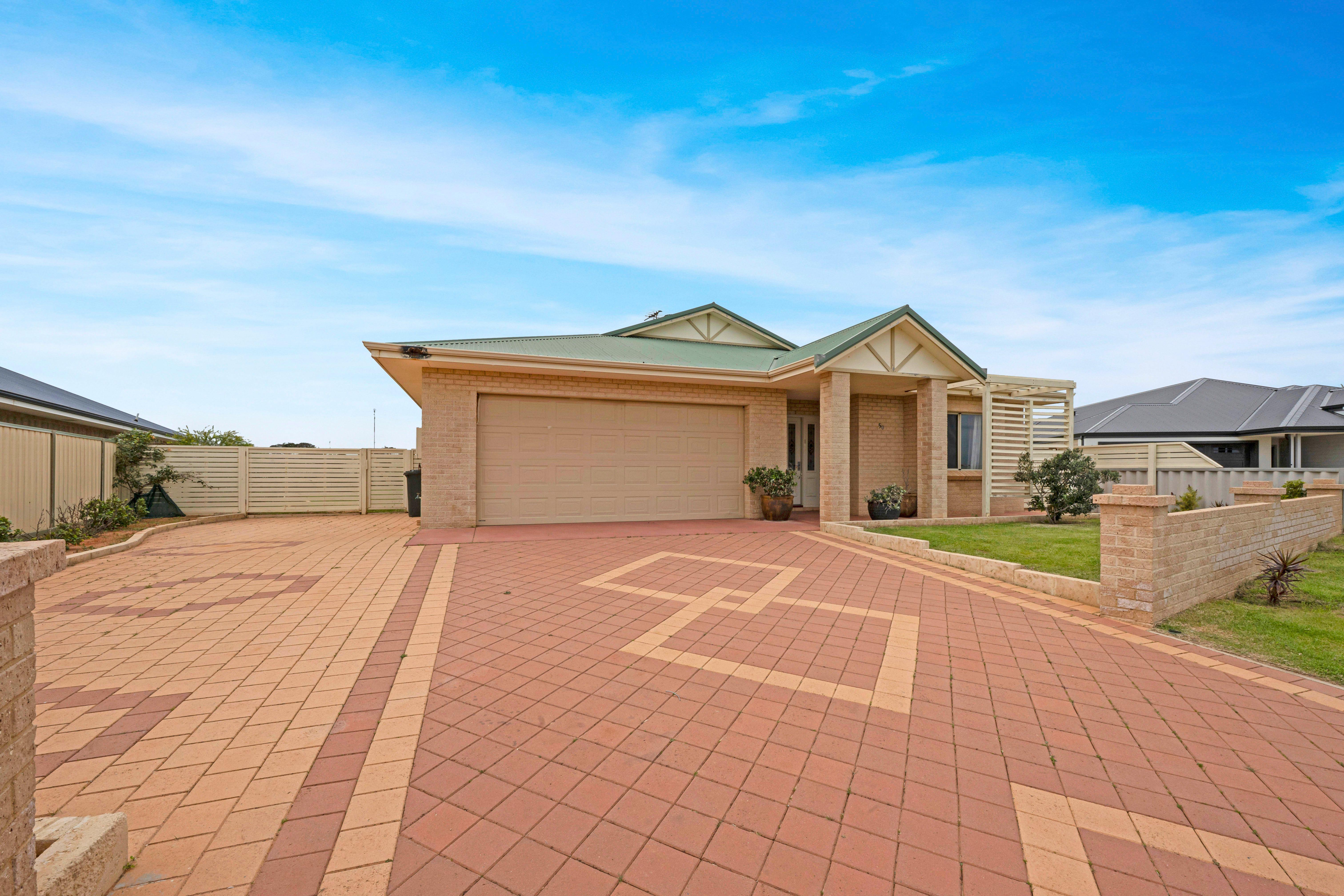 Prop-GPT: House: WA Port Denison, WA 6525 Home For Sale