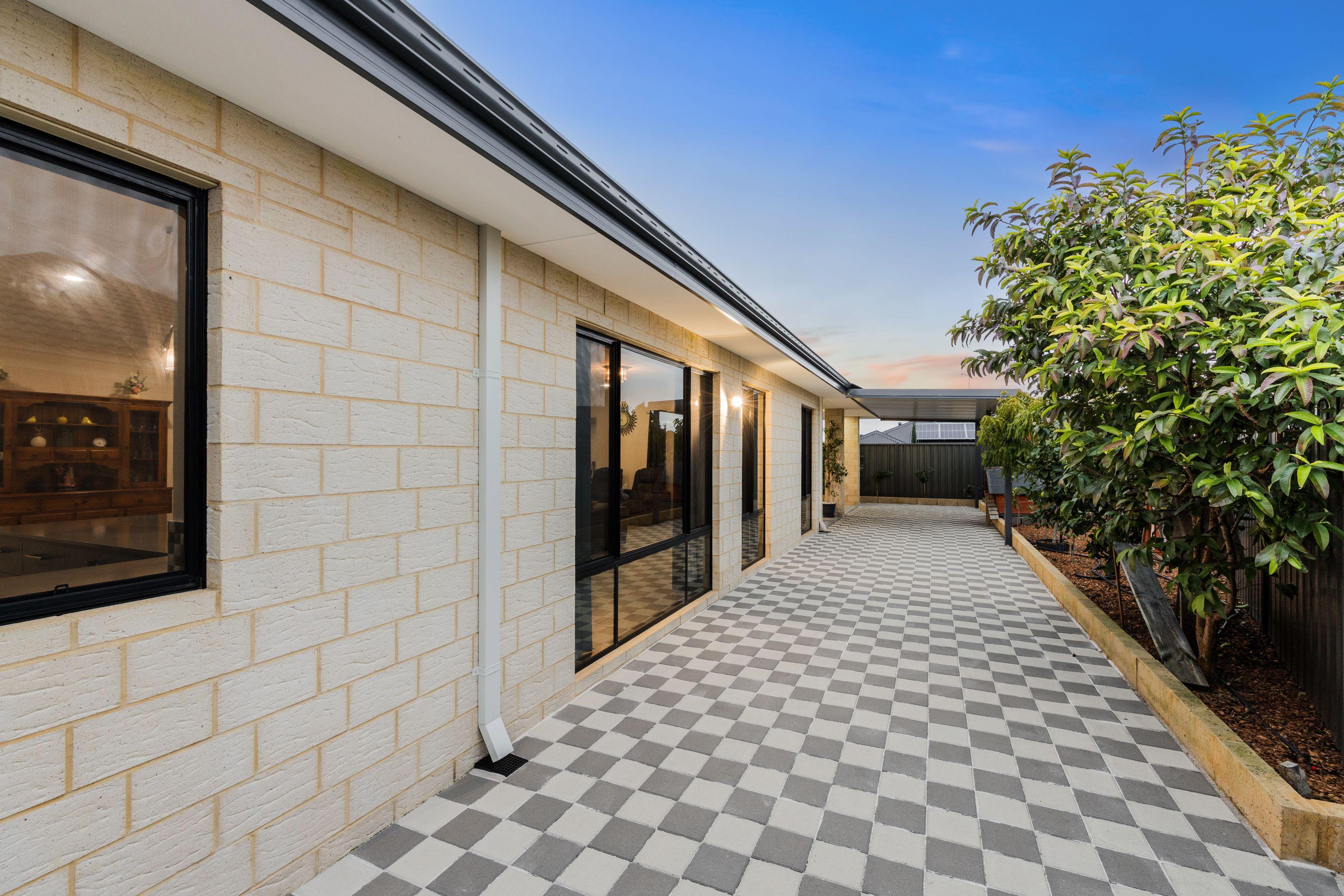 House for Sale: Piara Waters, WA 6112, WA, 6112