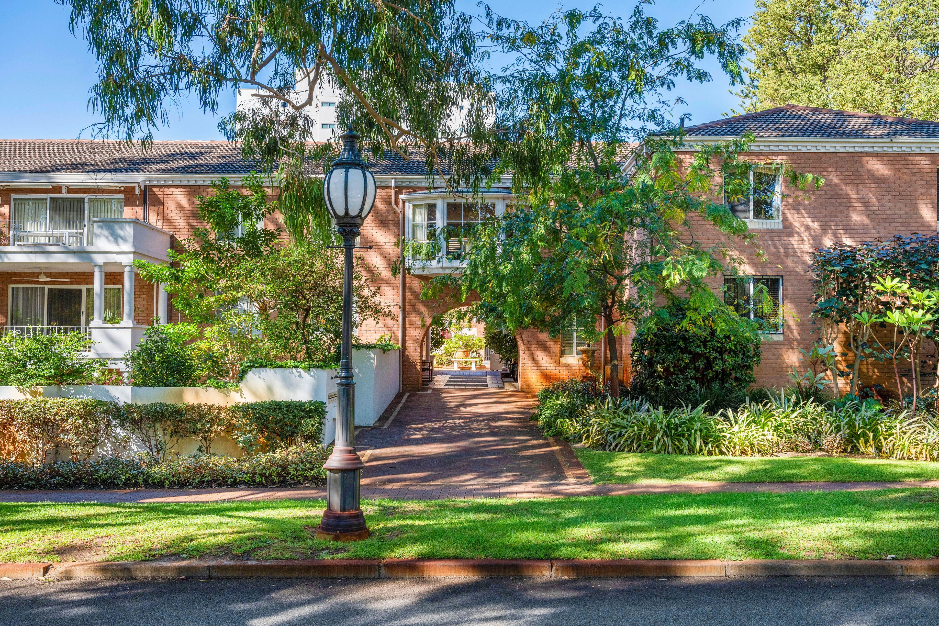 Prop-GPT: Apartment: WA Crawley, WA 6009 Home For Sale
