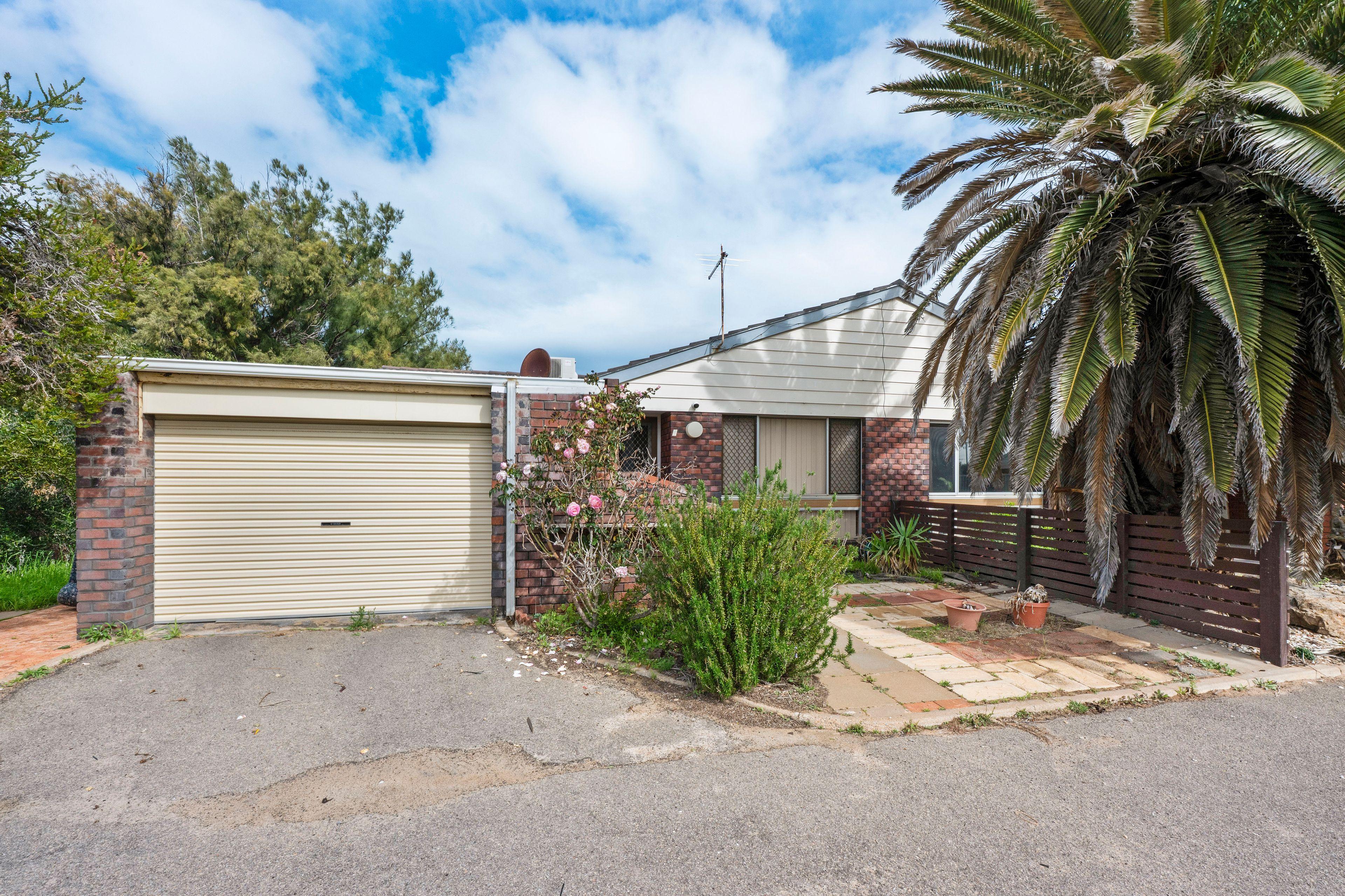 Prop-GPT: House: WA Mahomets Flats, WA 6530 Home For Sale