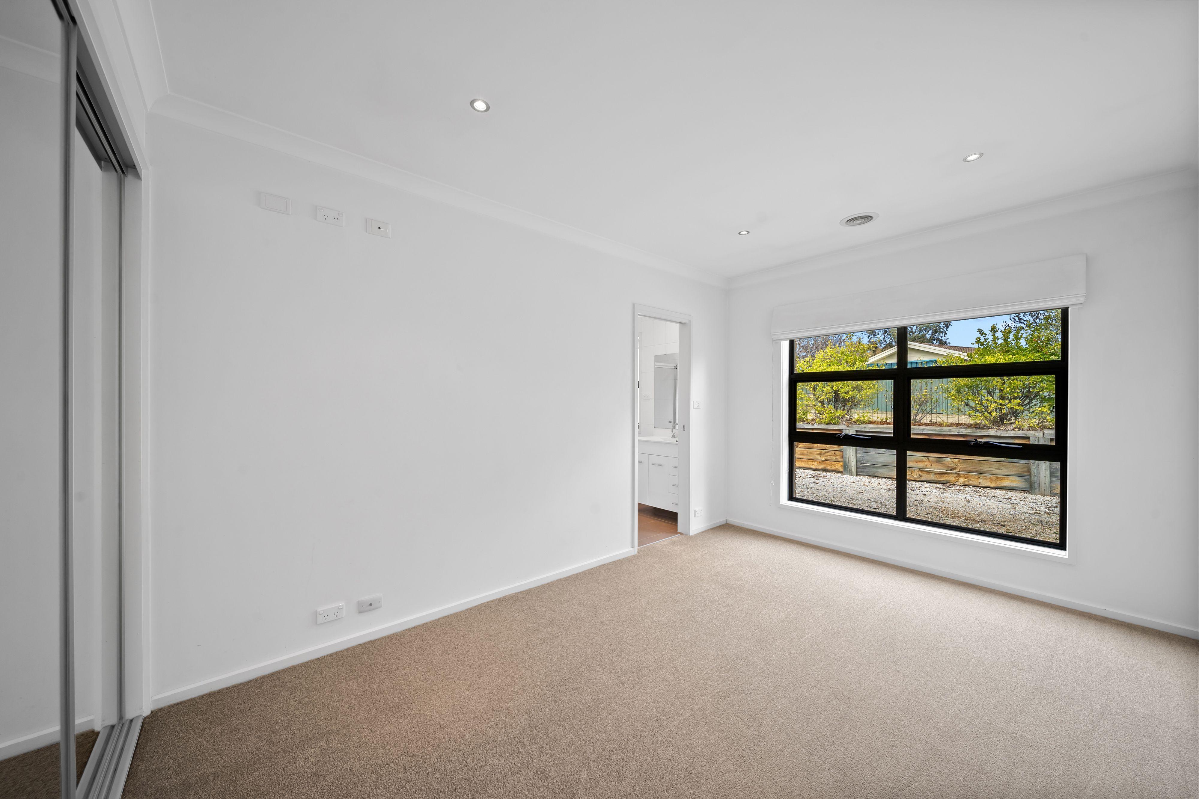 Townhouse for Sale: Gilmore, ACT 2905, ACT, 2905