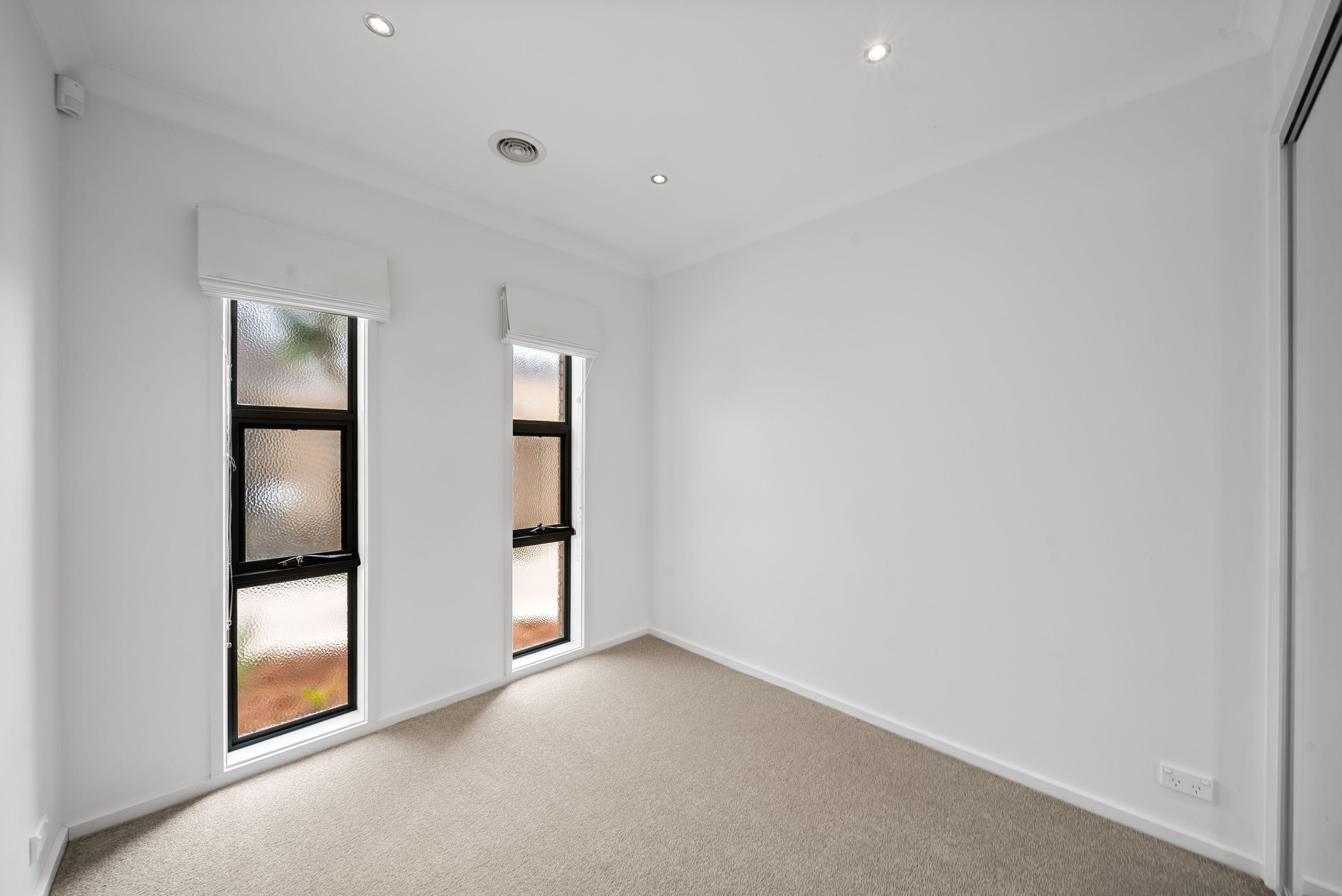 Townhouse for Sale: Gilmore, ACT 2905, ACT, 2905