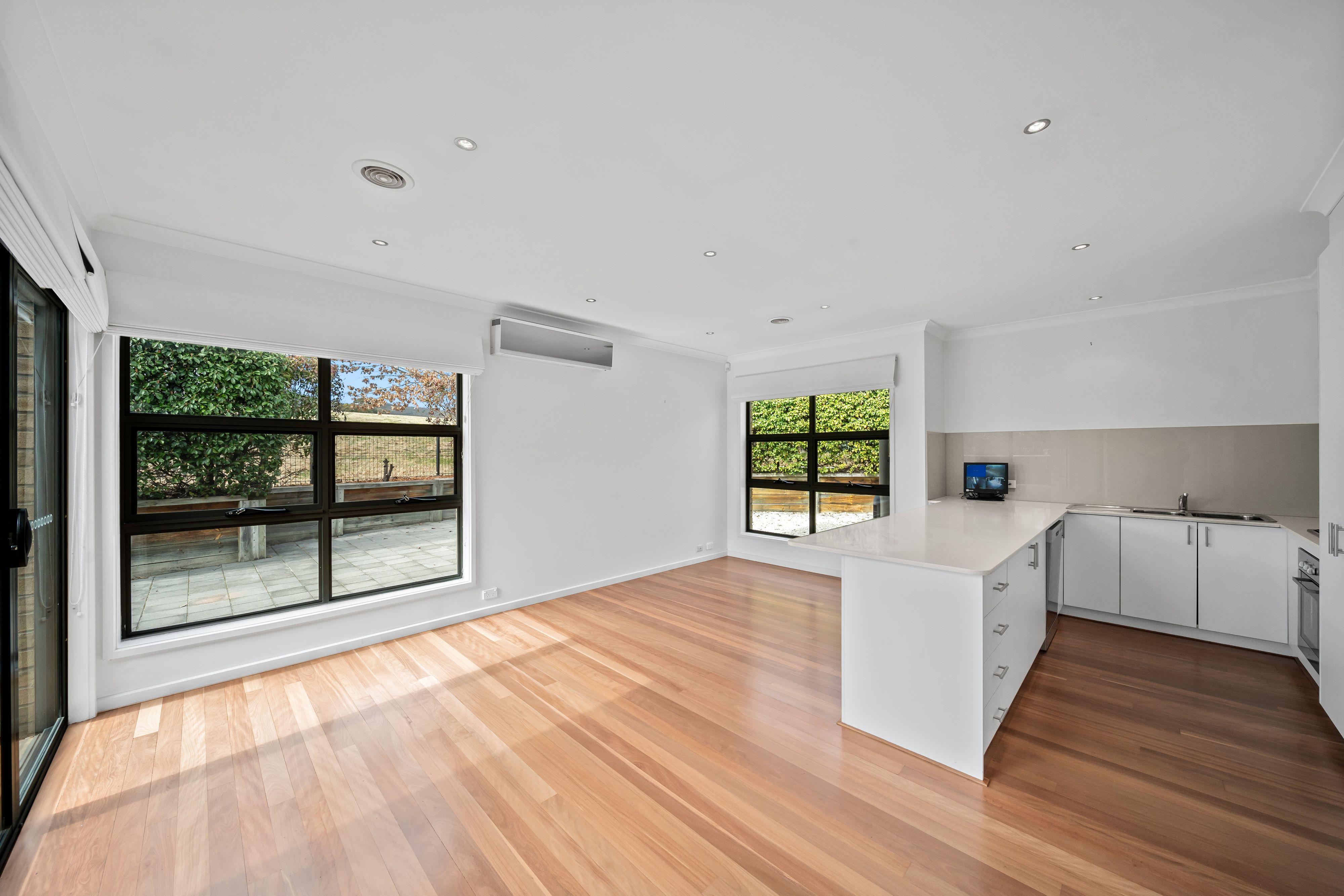 Townhouse for Sale: Gilmore, ACT 2905, ACT, 2905