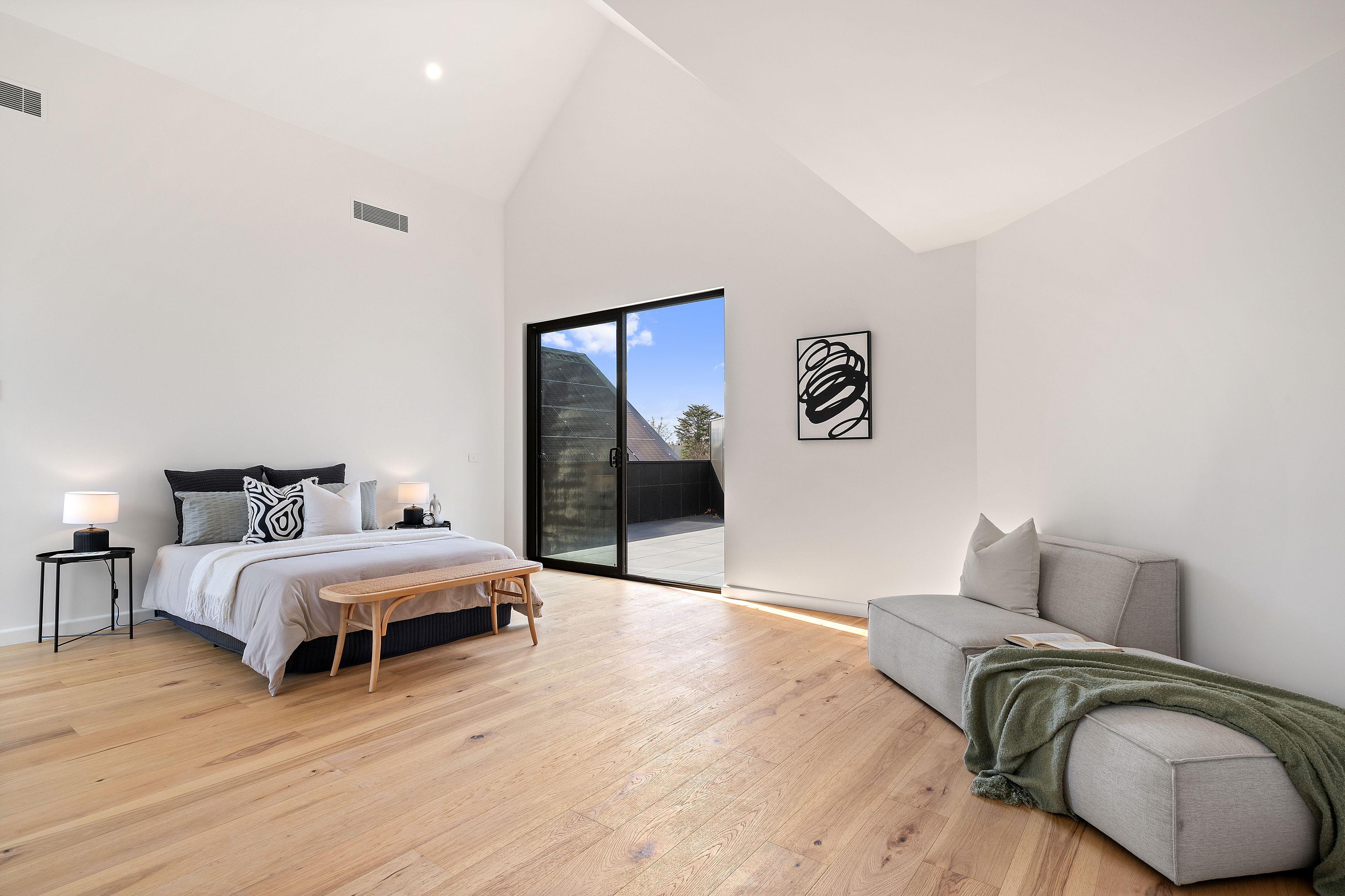 Townhouse for Sale: Lyneham, ACT 2602, ACT, 2602