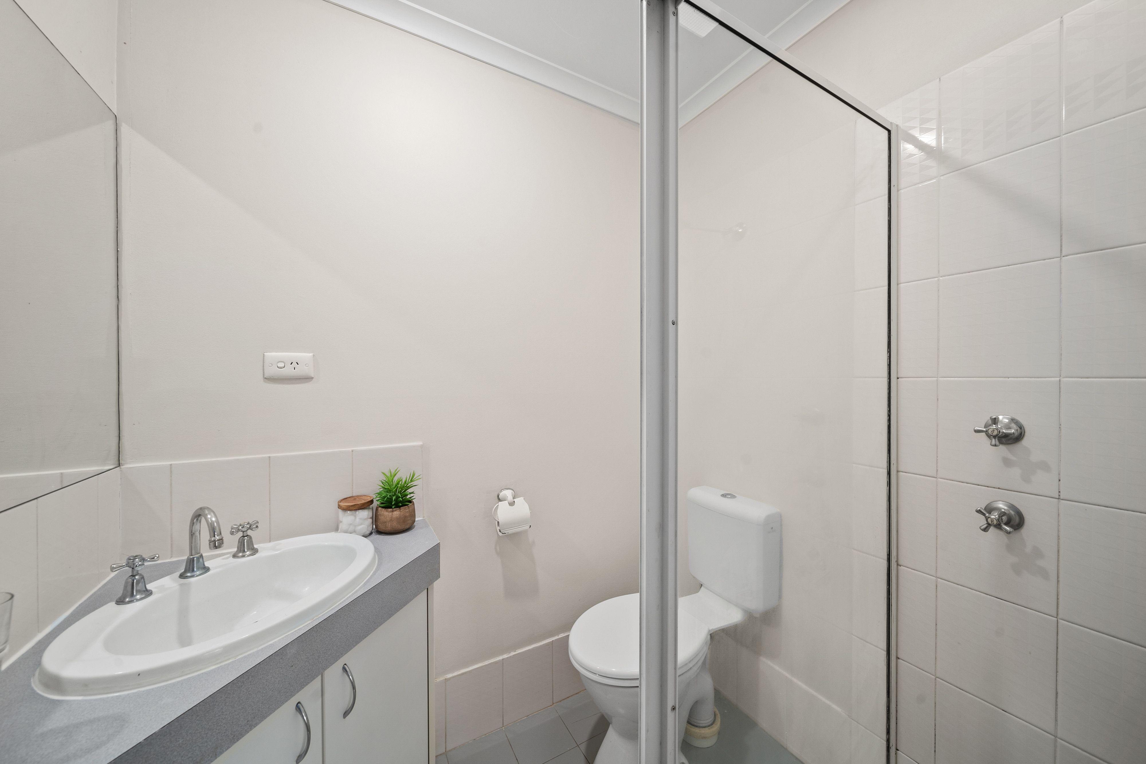 Townhouse for Sale: Bonython, ACT 2905, ACT, 2905