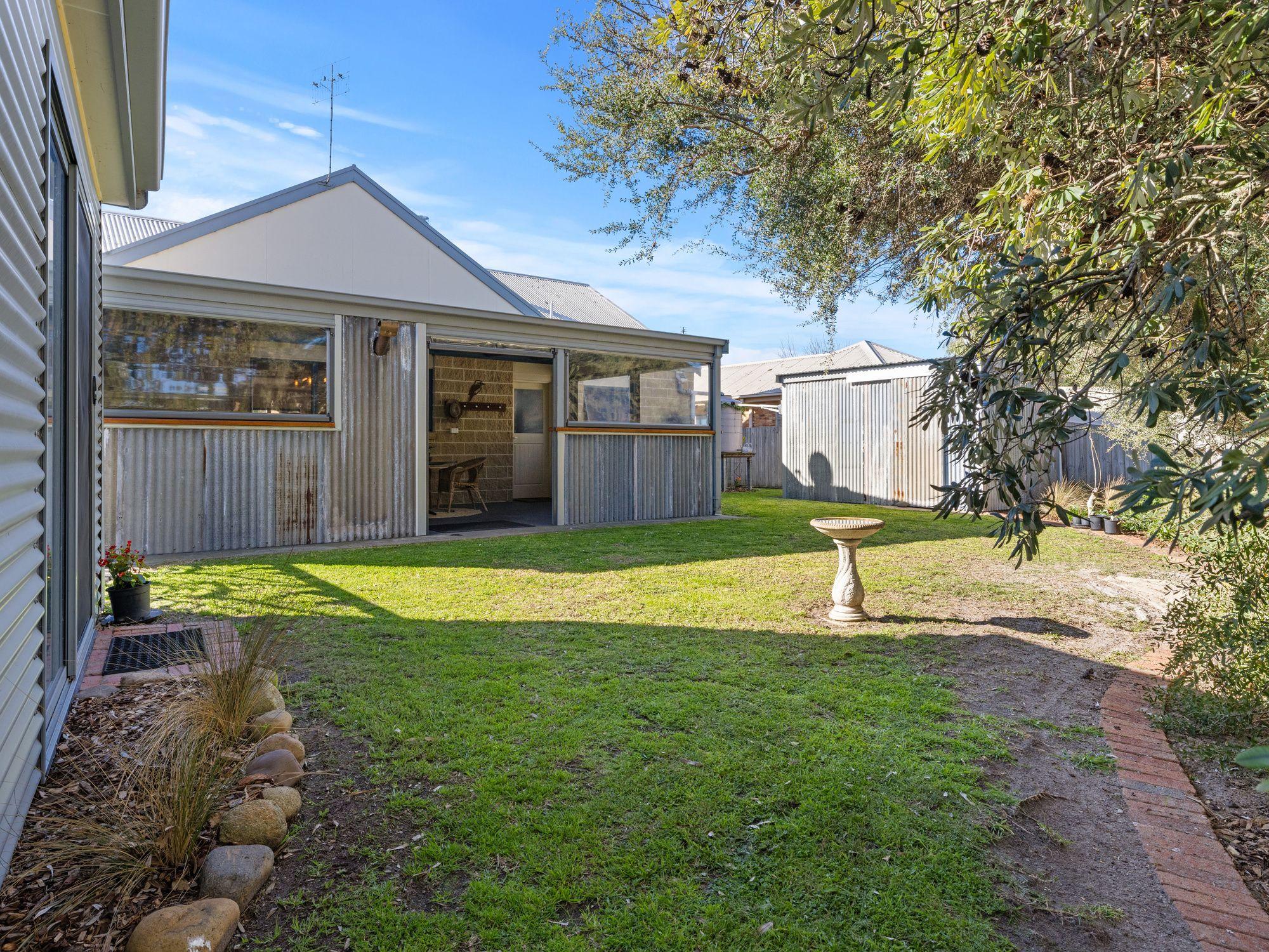 House for Sale: Inverloch, VIC 3996, VIC, 3996