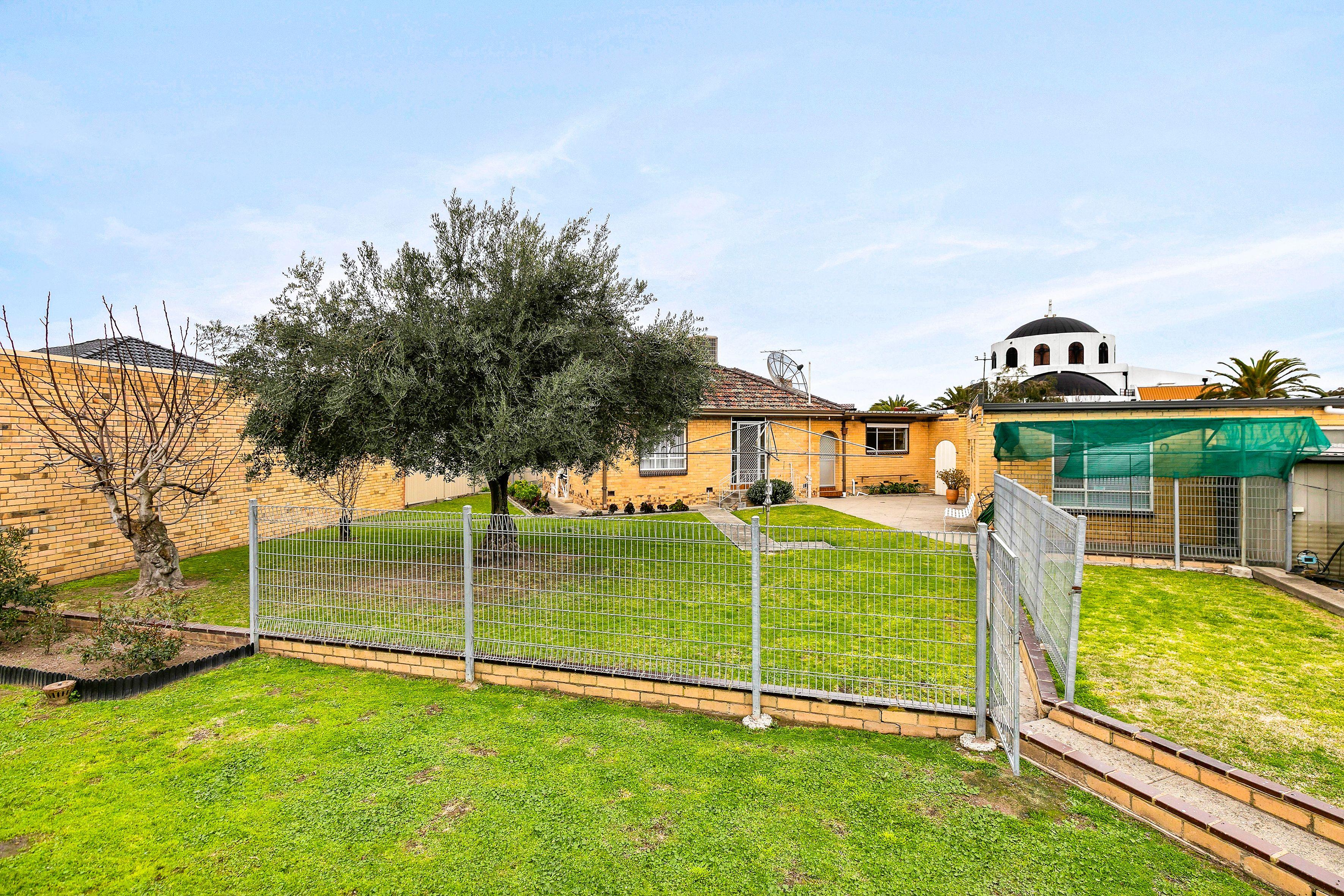 House for Sale: Fawkner, VIC 3060, VIC, 3060