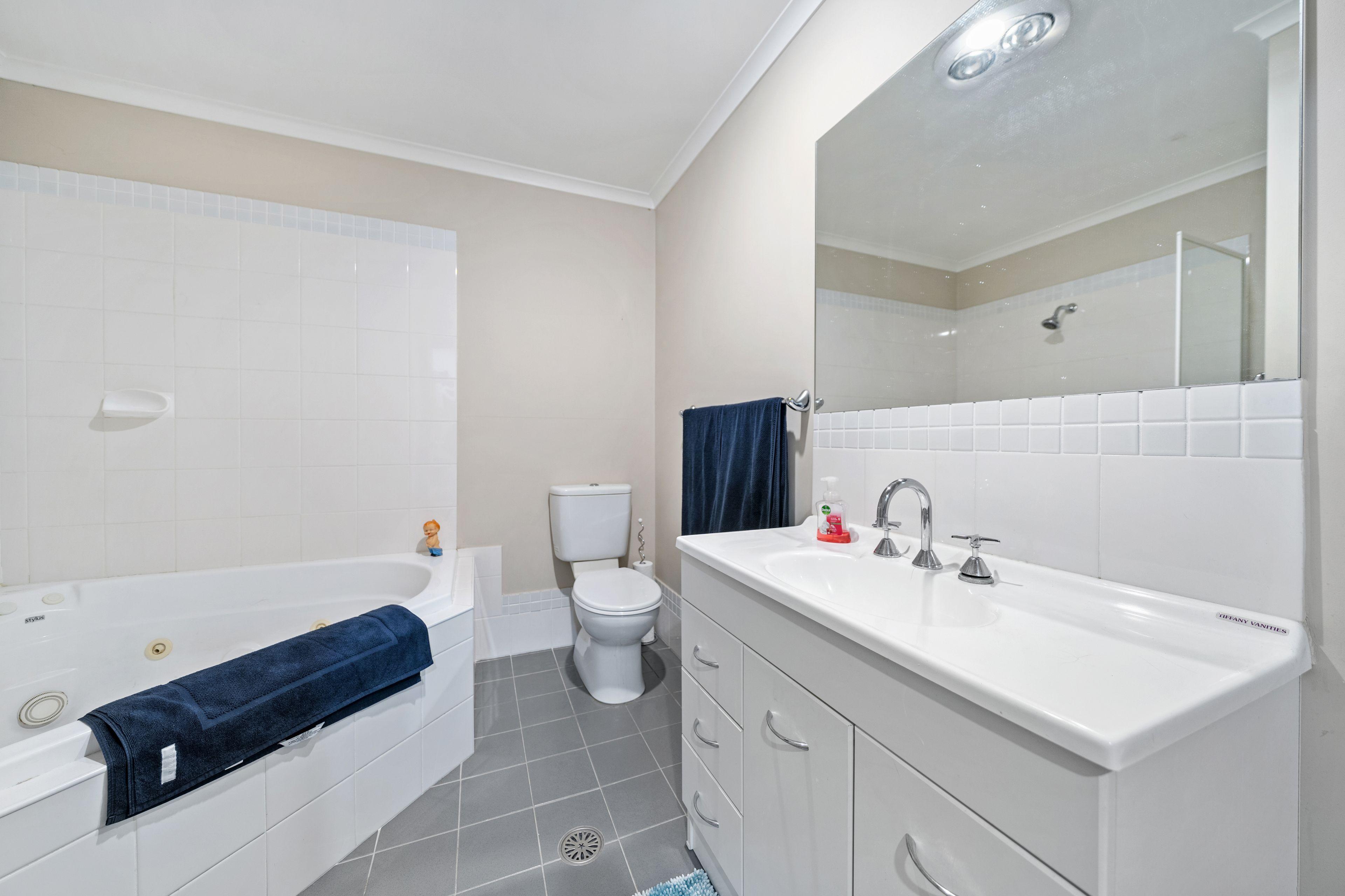 Townhouse for Sale: Karabar, NSW 2620, NSW, 2620