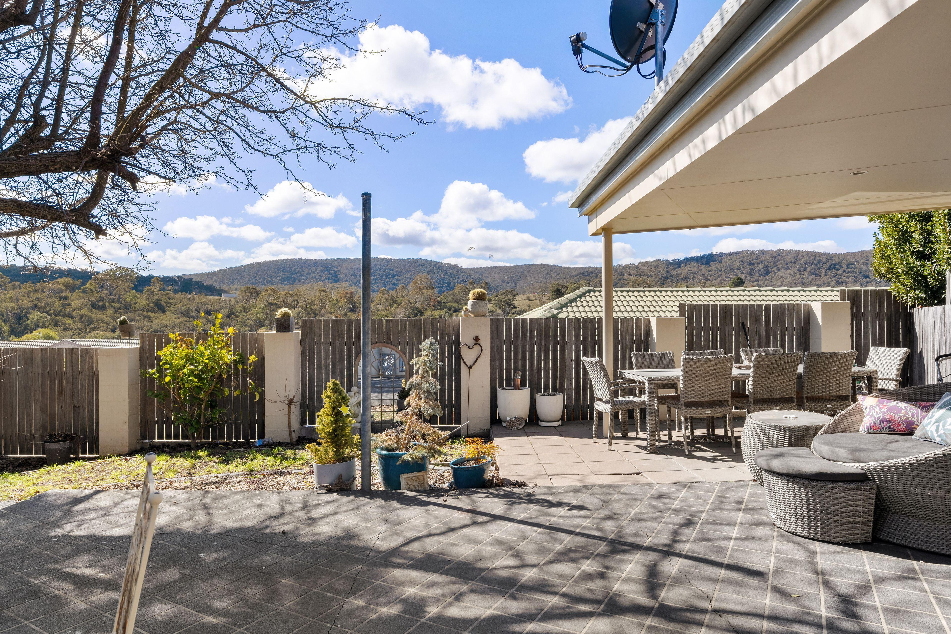 Townhouse for Sale: Karabar, NSW 2620, NSW, 2620
