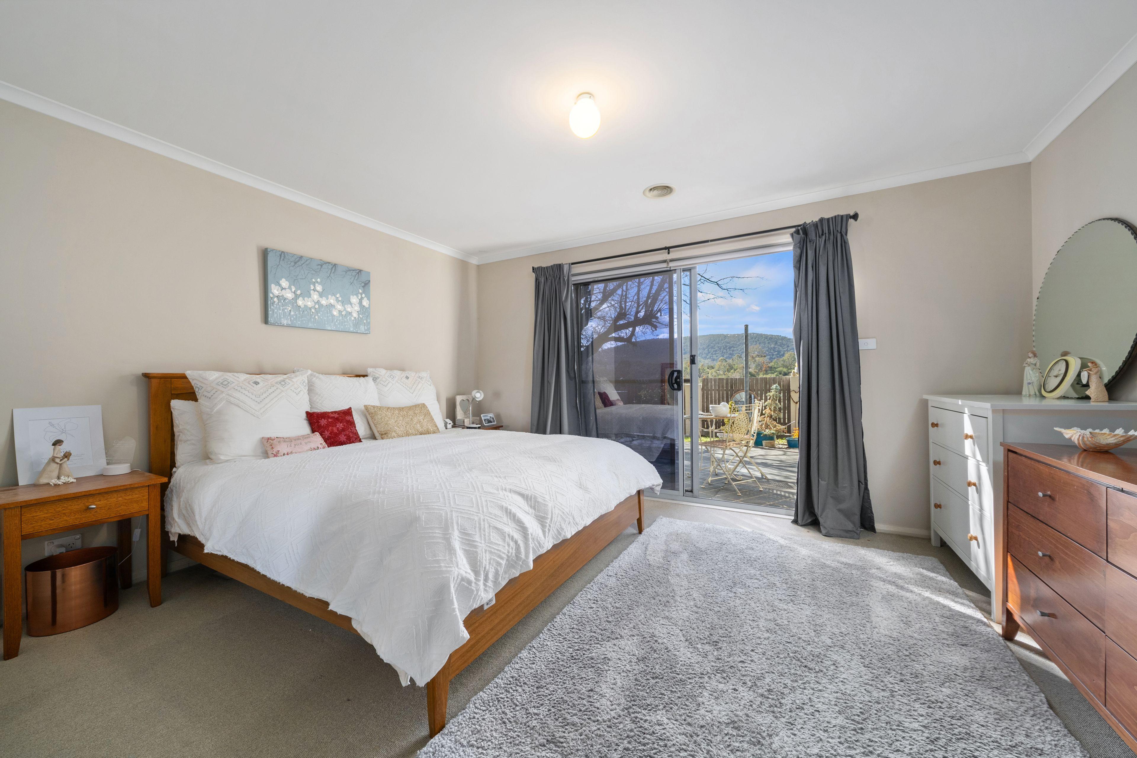 Townhouse for Sale: Karabar, NSW 2620, NSW, 2620