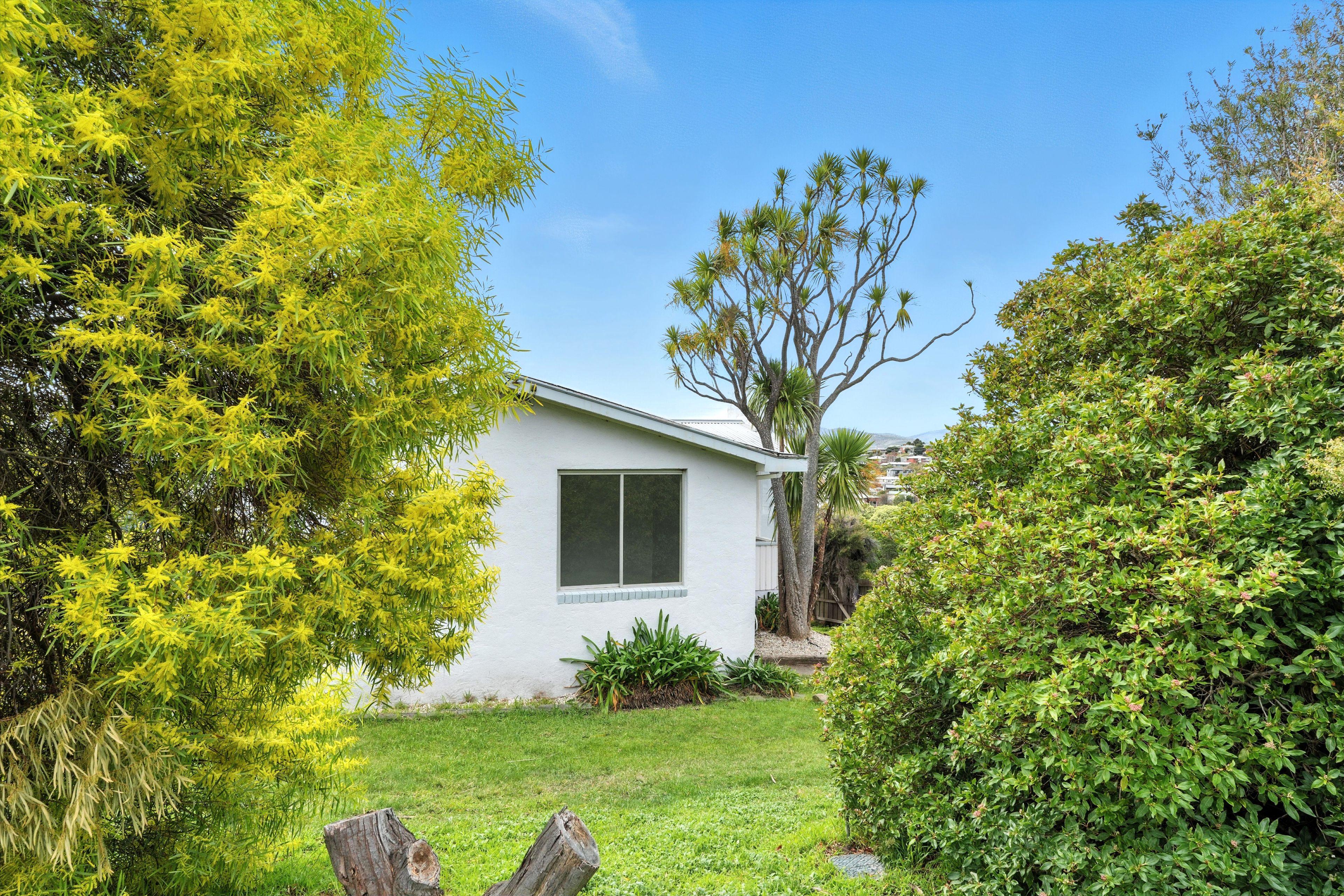 Prop-GPT: House: TAS Glenorchy, TAS 7010 Home For Sale