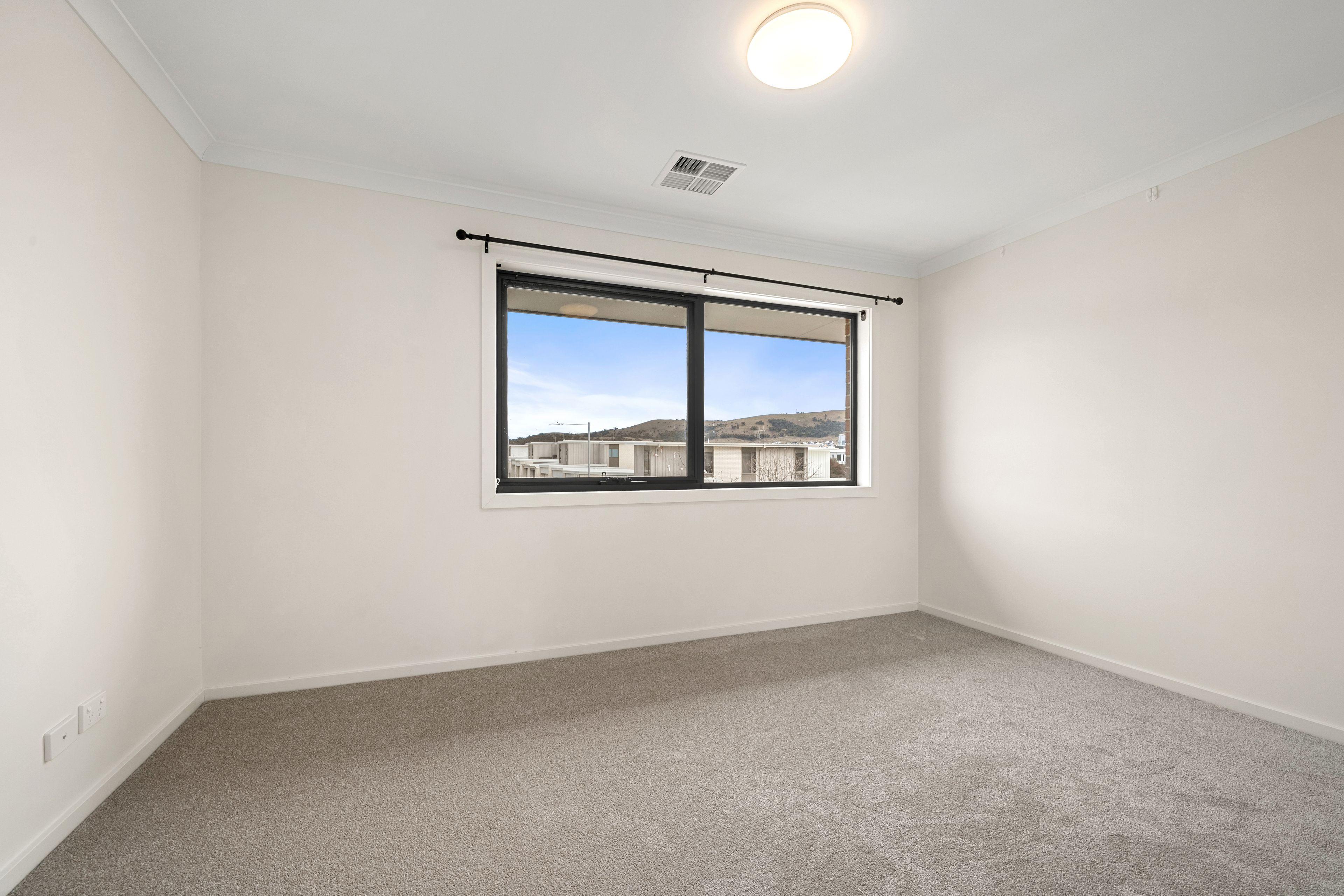 Townhouse for Sale: Moncrieff, ACT 2914, ACT, 2914