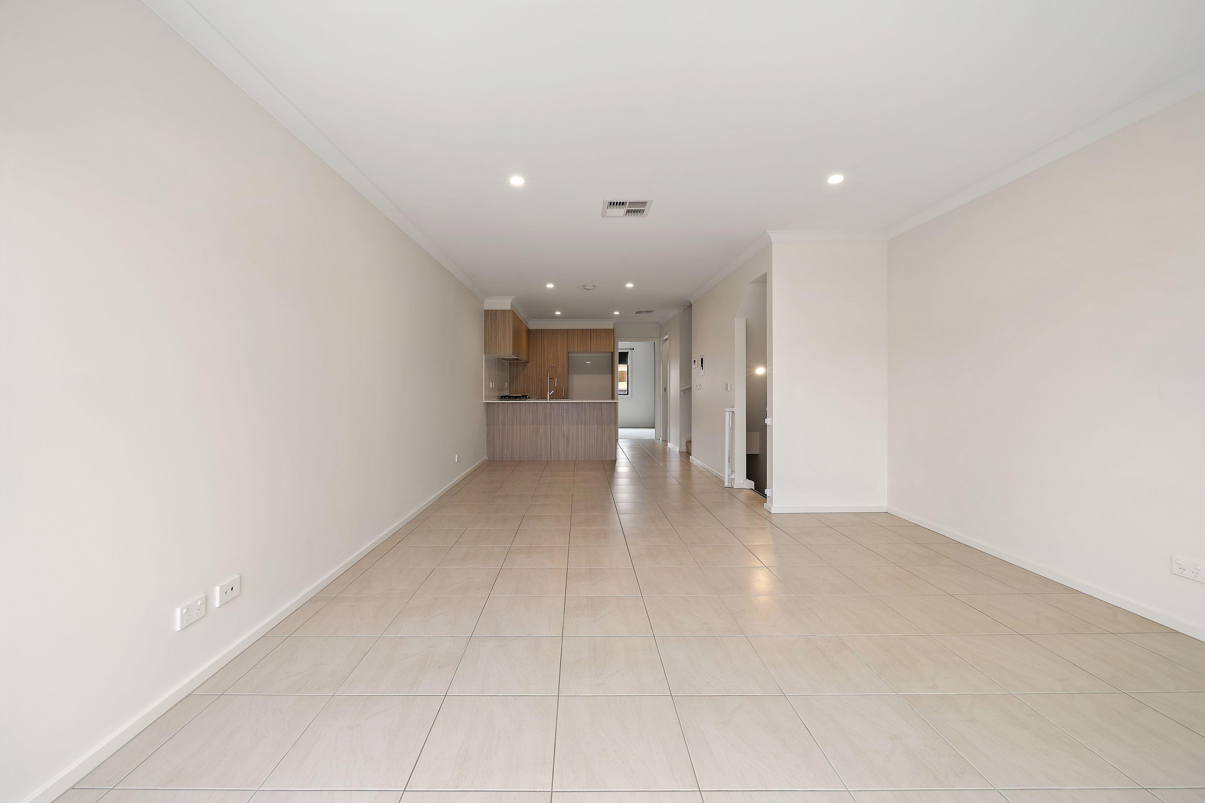 Townhouse for Sale: Moncrieff, ACT 2914, ACT, 2914