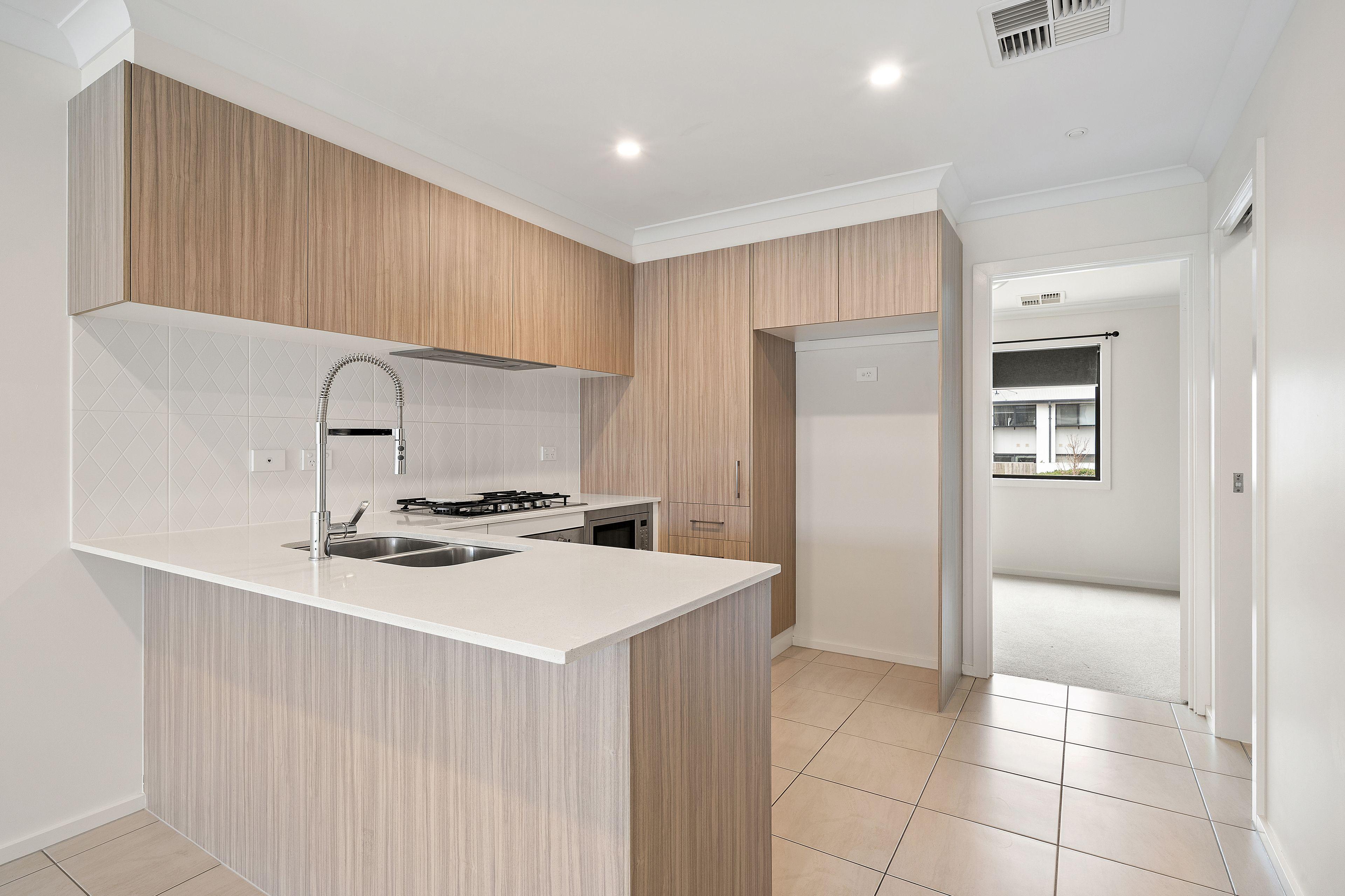 Townhouse for Sale: Moncrieff, ACT 2914, ACT, 2914