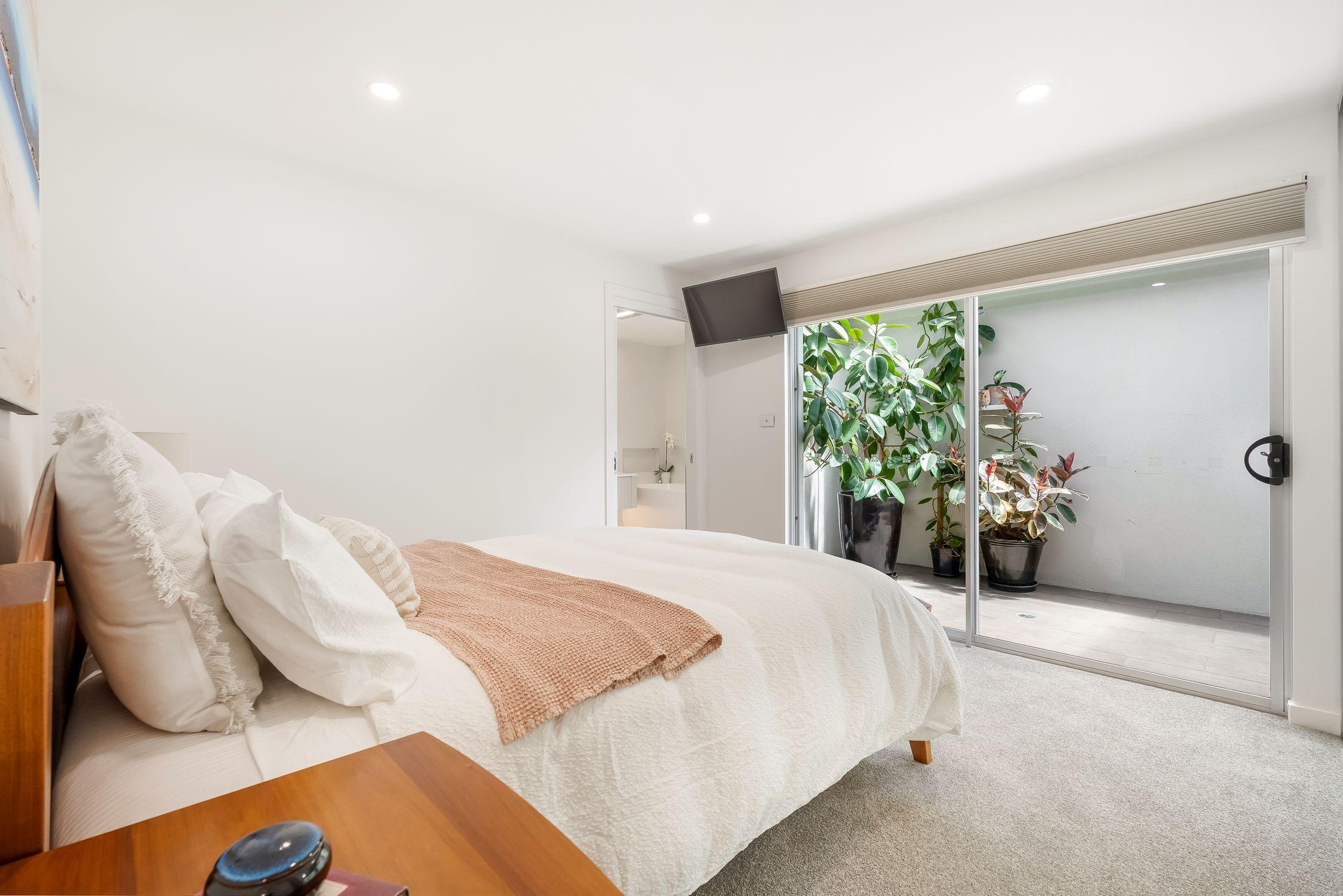 Apartment for Sale: Lower Sandy Bay, TAS 7005, TAS, 7005