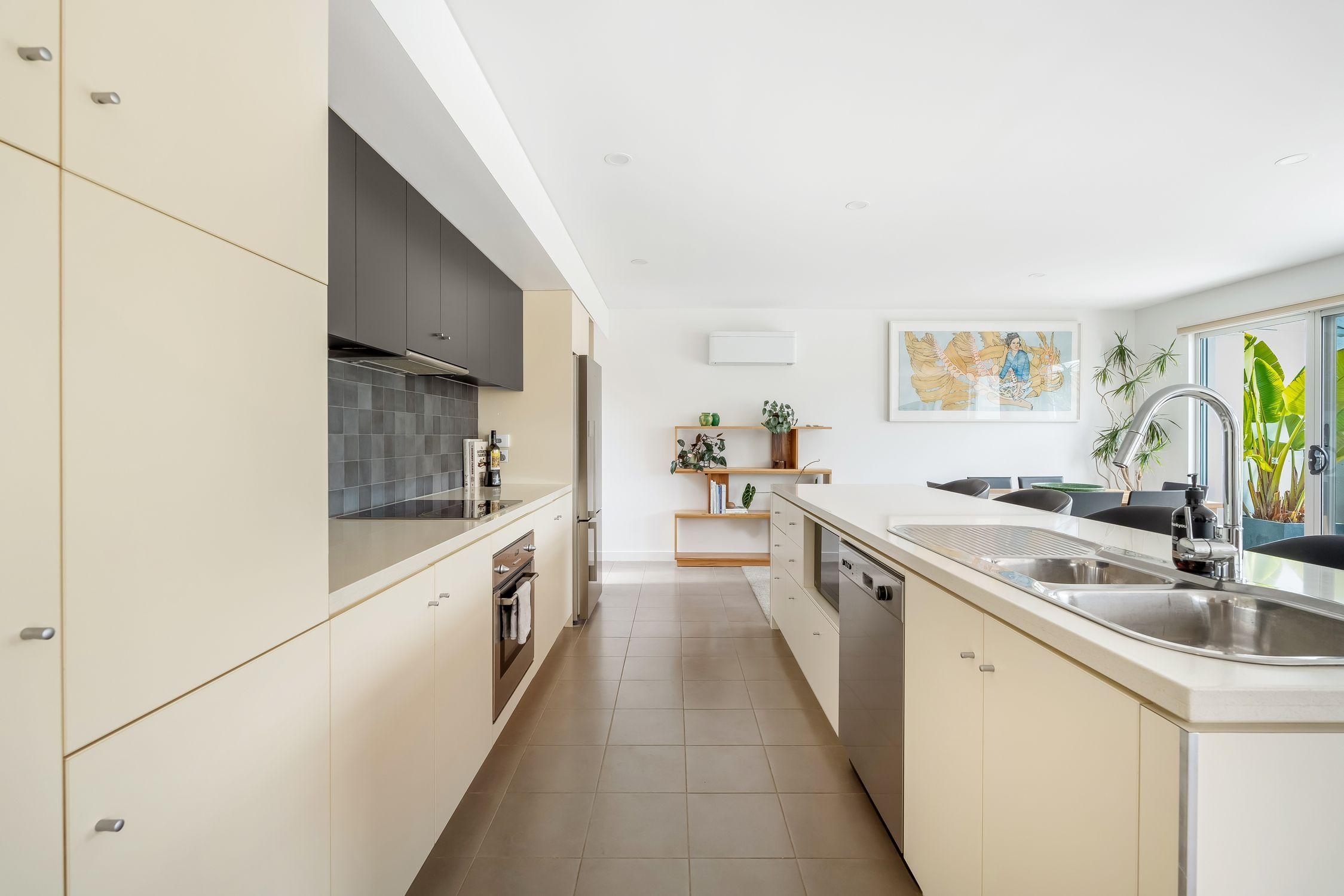 Apartment for Sale: Lower Sandy Bay, TAS 7005, TAS, 7005