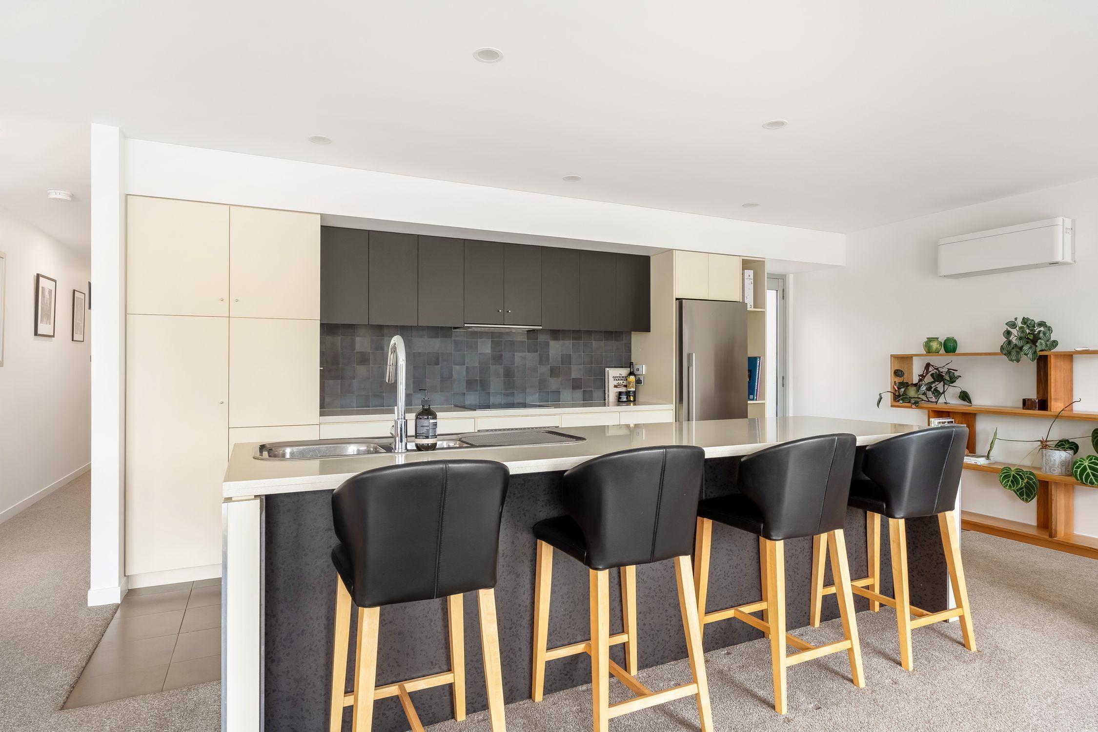 Apartment for Sale: Lower Sandy Bay, TAS 7005, TAS, 7005