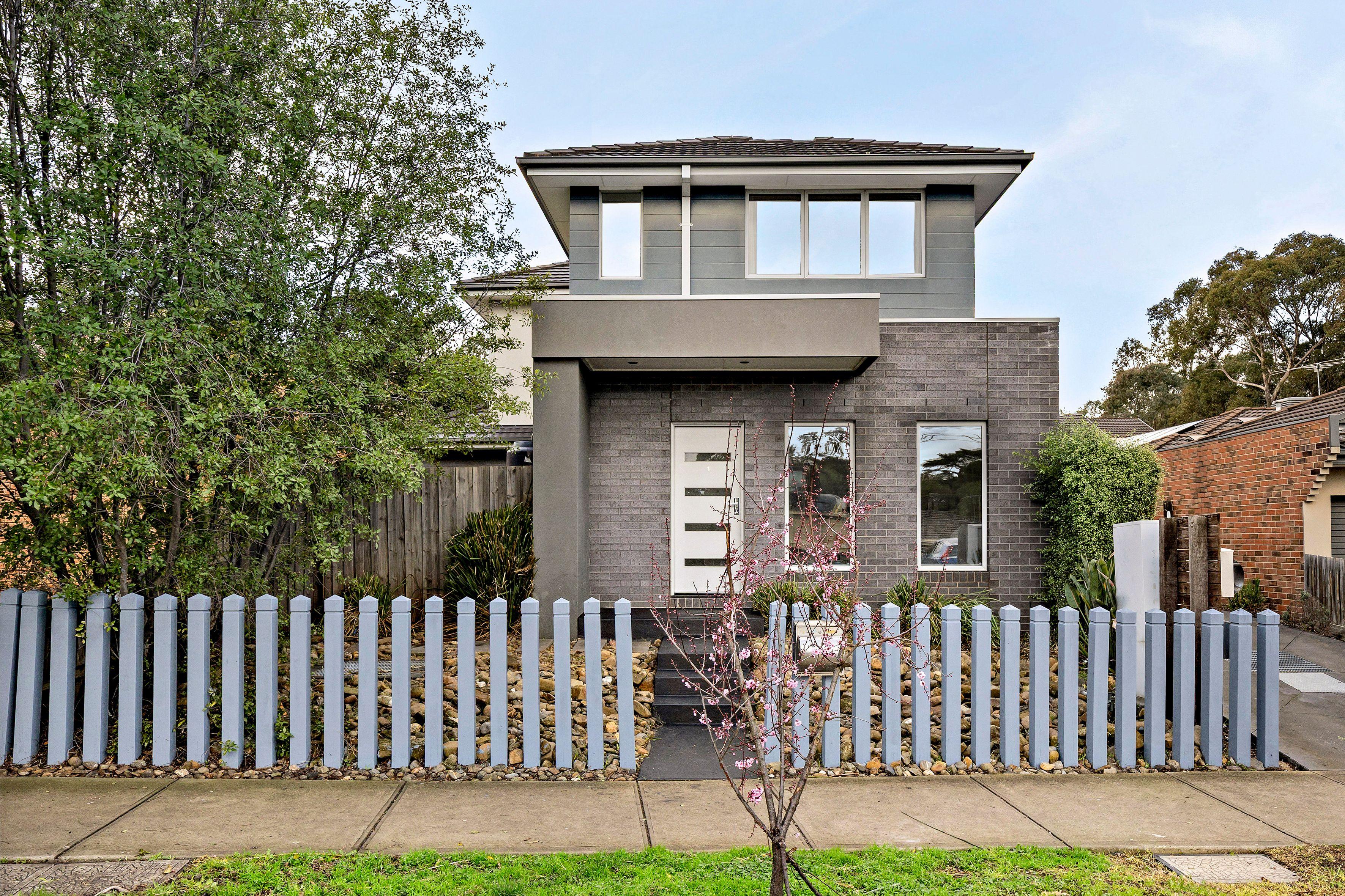 Prop-GPT: Townhouse: VIC Pascoe Vale, VIC 3044 Home For Sale