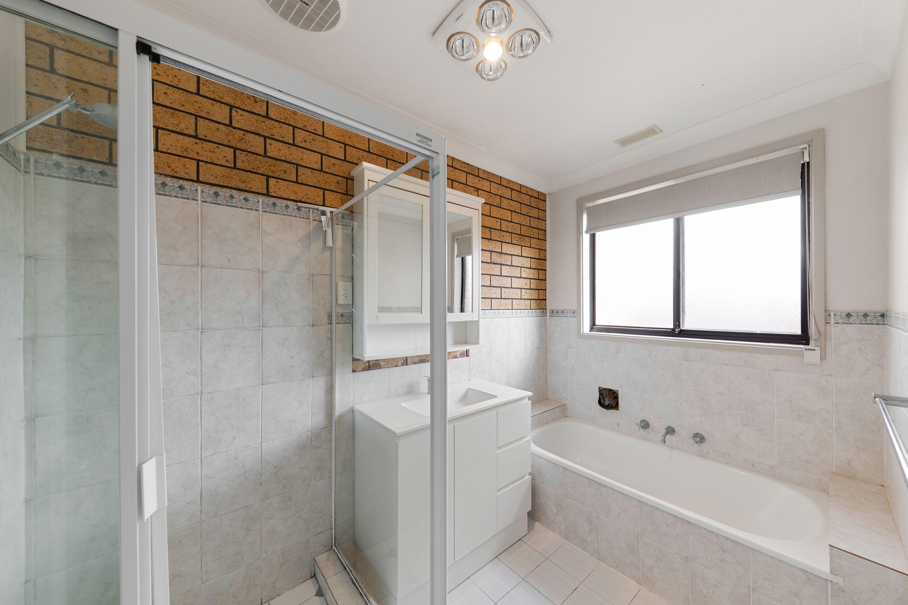 Townhouse for Sale: Higgins, ACT 2615, ACT, 2615