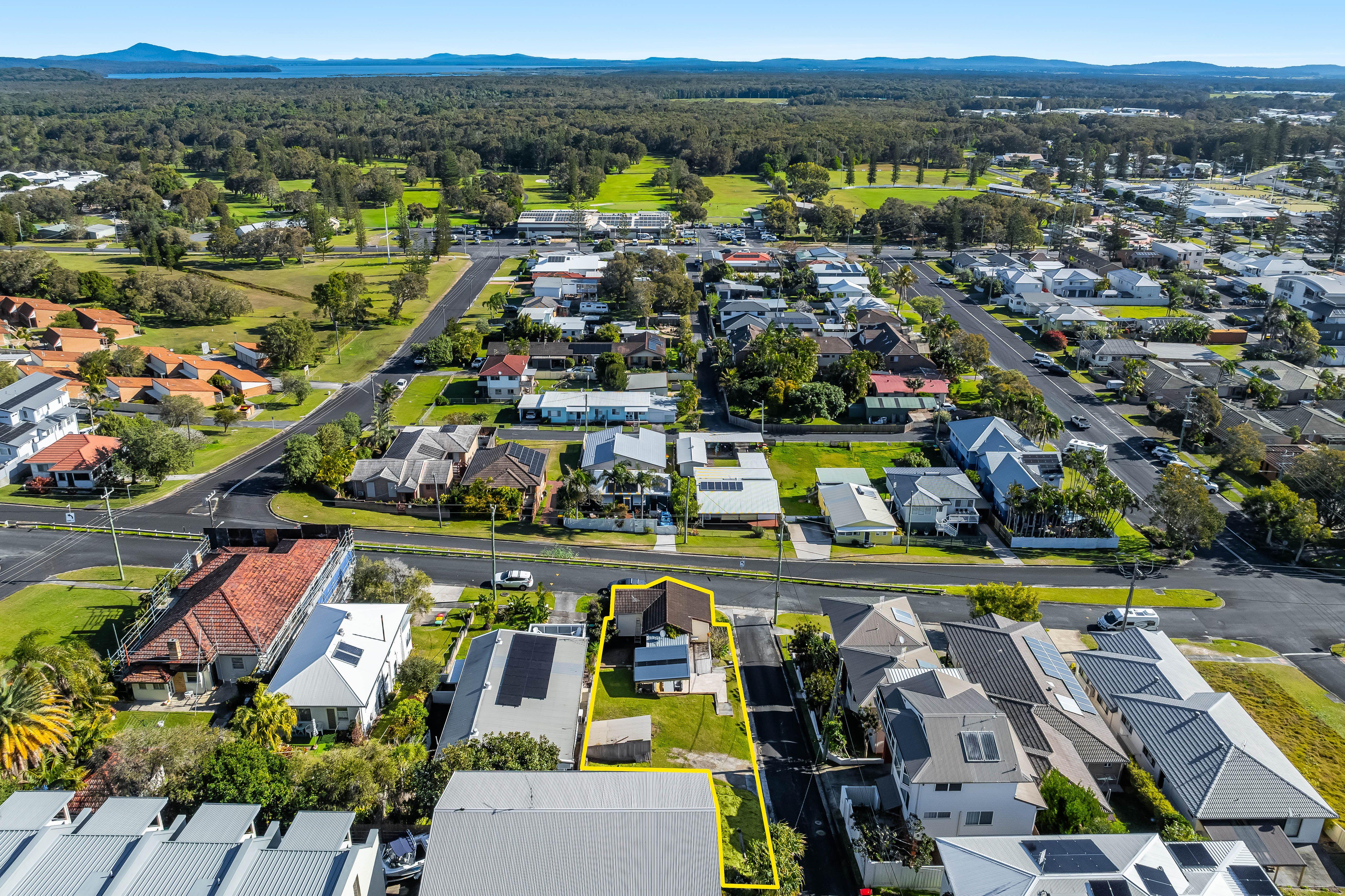 House for Sale: Yamba, NSW 2464, NSW, 2464