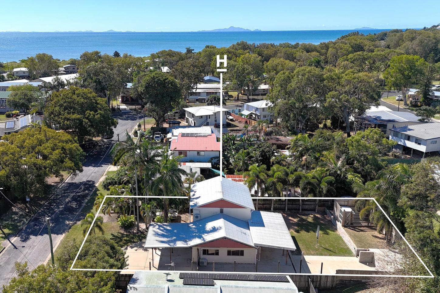 Prop-GPT: House: QLD Slade Point, QLD 4740 Queensland 4740